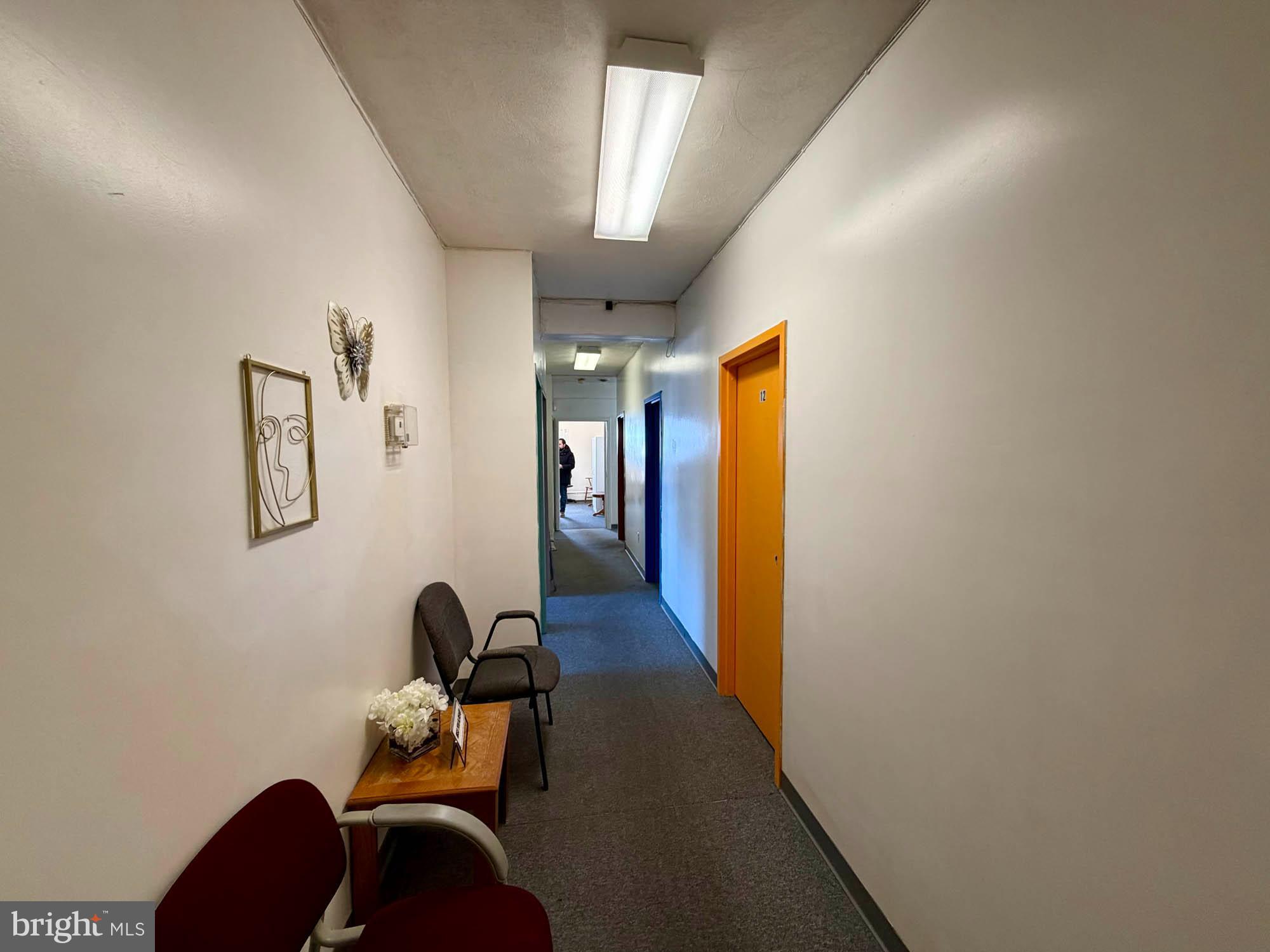 WINSTON GOVANS - Commercial Sale