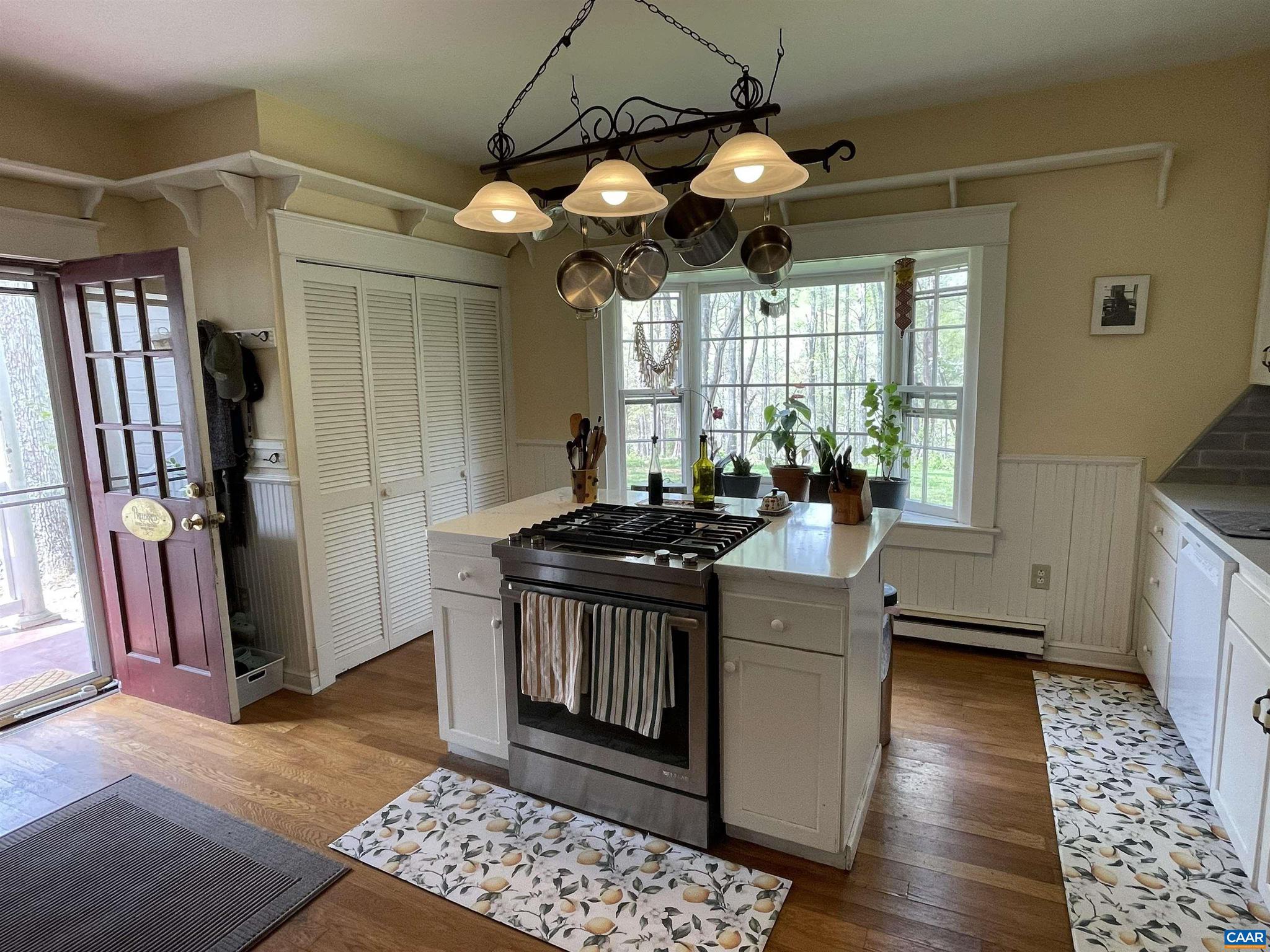 954 OLD LYNCHBURG RD