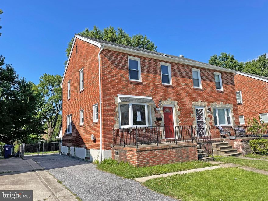 3 Bedrooms 1 Full Bathroom Townhome located in Woodring Community. Main floor features Kitchen with an access to a deck and a back yard, Living Room and Separate Dining Room. Hardwood floors throughout. Central AC system. Unfinished basement awaiting your creativity. Additional toilet in the basement. Convenient location.