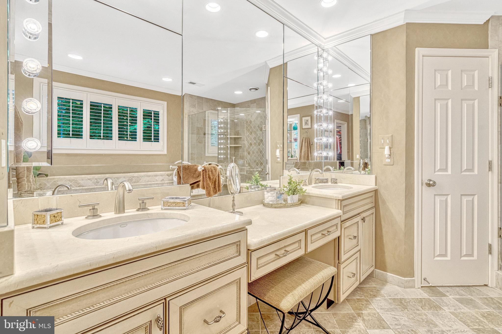 TIMBERLY - Residential