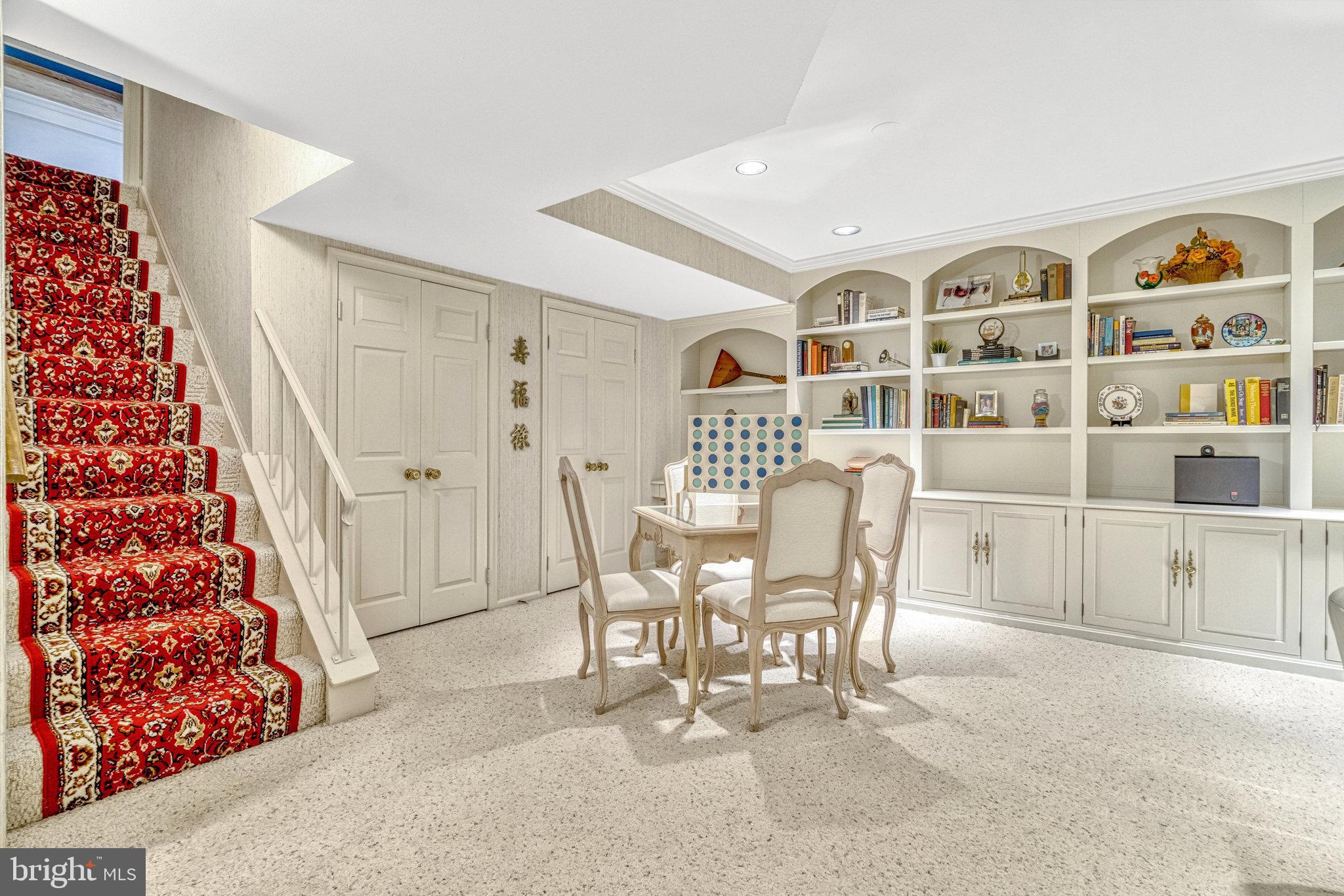 TIMBERLY - Residential