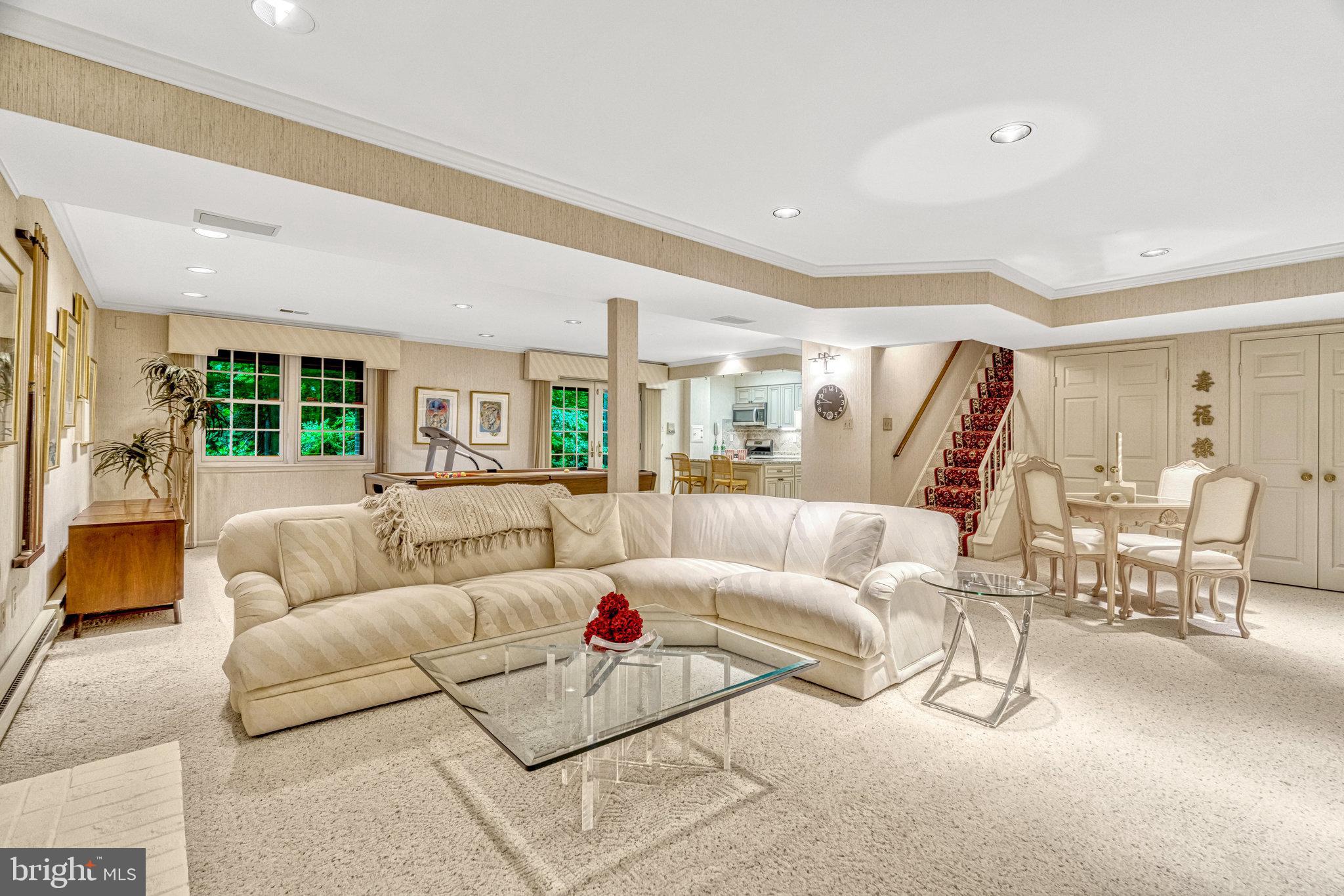 TIMBERLY - Residential