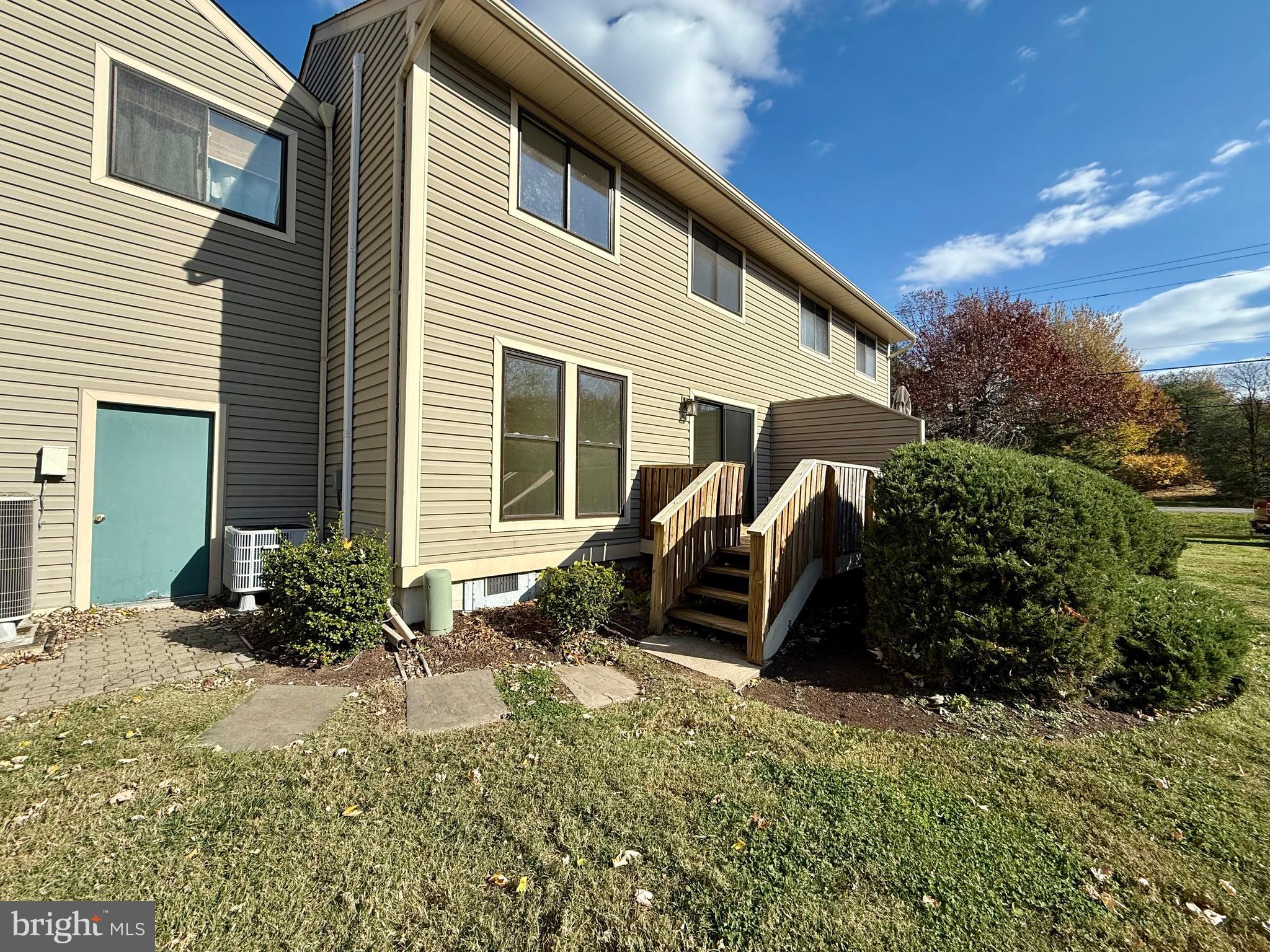 1 COMPASS CIRCLE UNIT 2