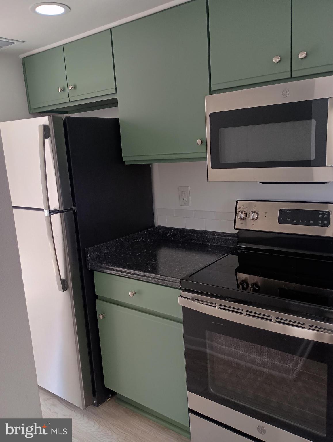 KENT COVE - Residential