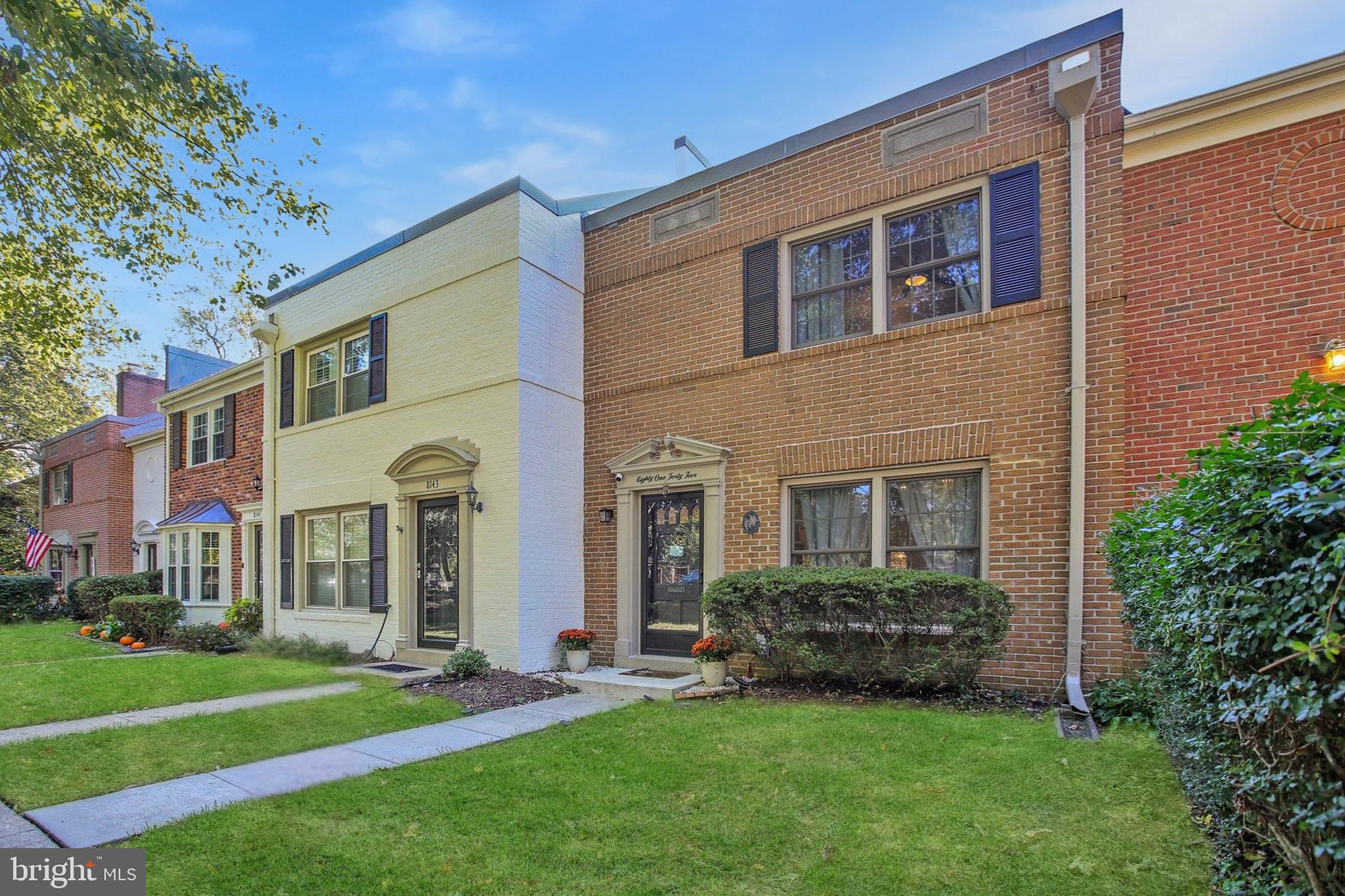 8145 CARRLEIGH PARKWAY