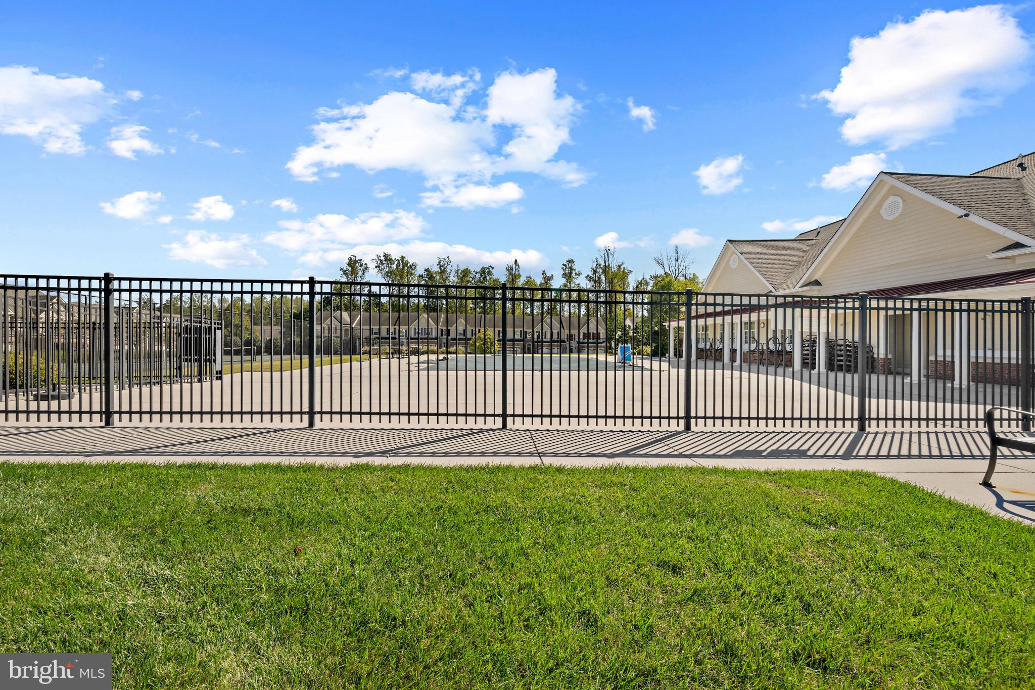 LEGACY AT FALLSTON COMMONS - Residential