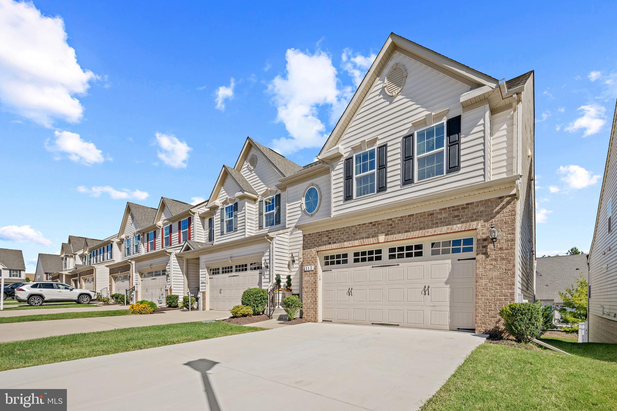 313 LENNOX DRIVE