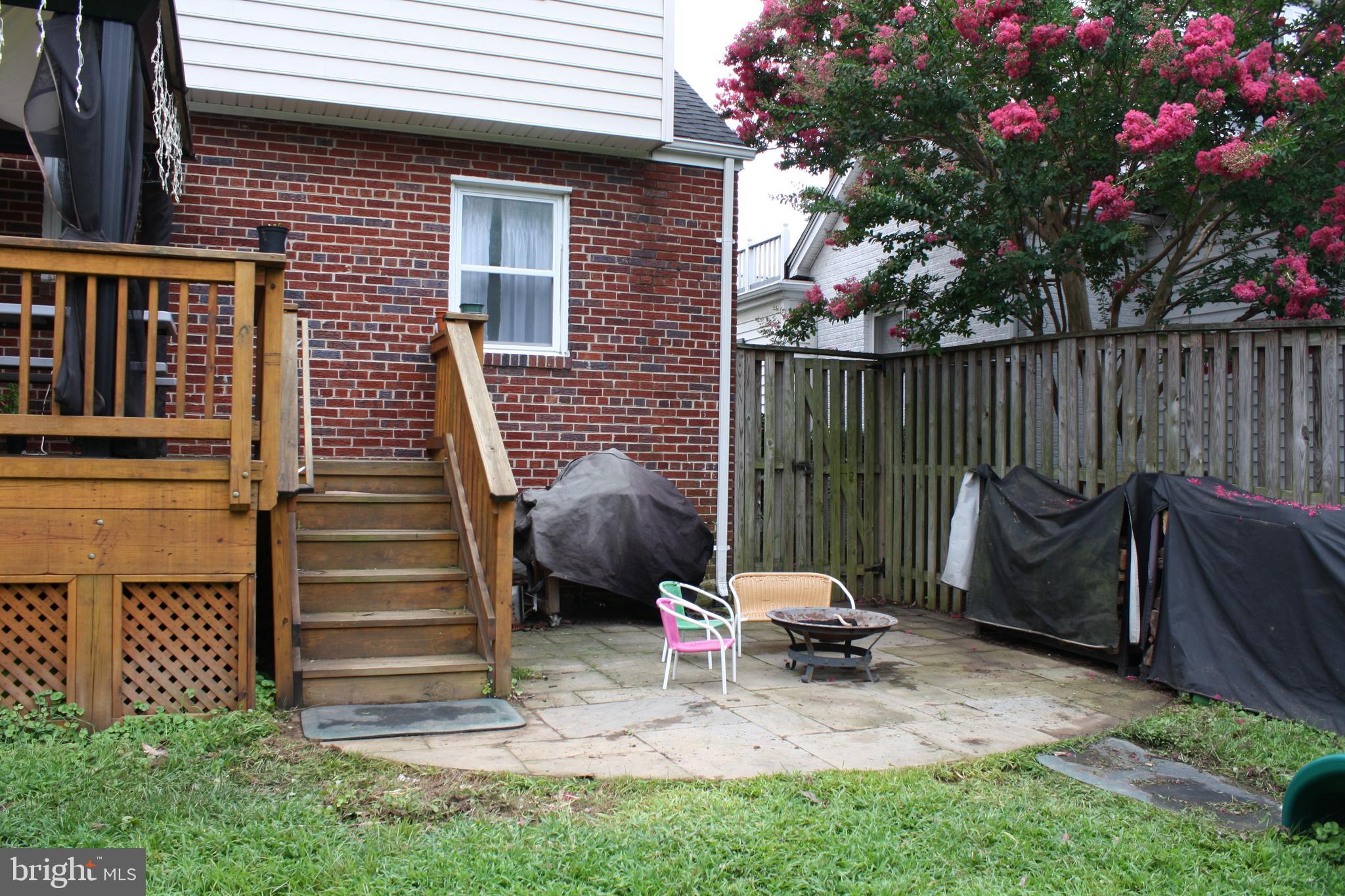 LEE HEIGHTS - Residential Lease