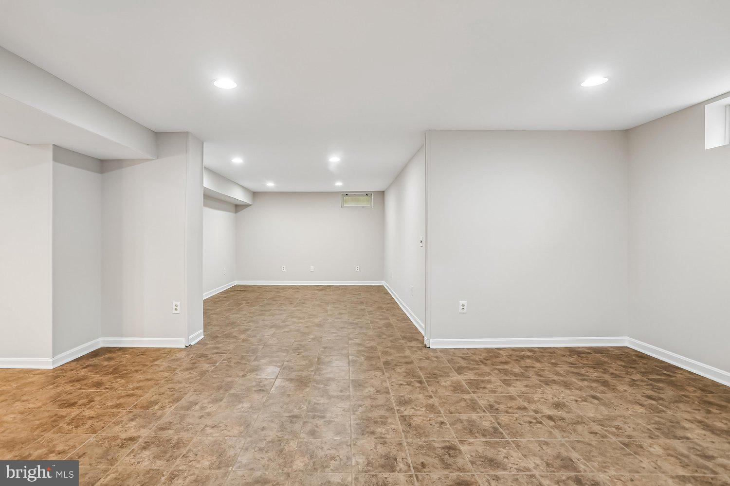 SENECA CROSSING - Residential