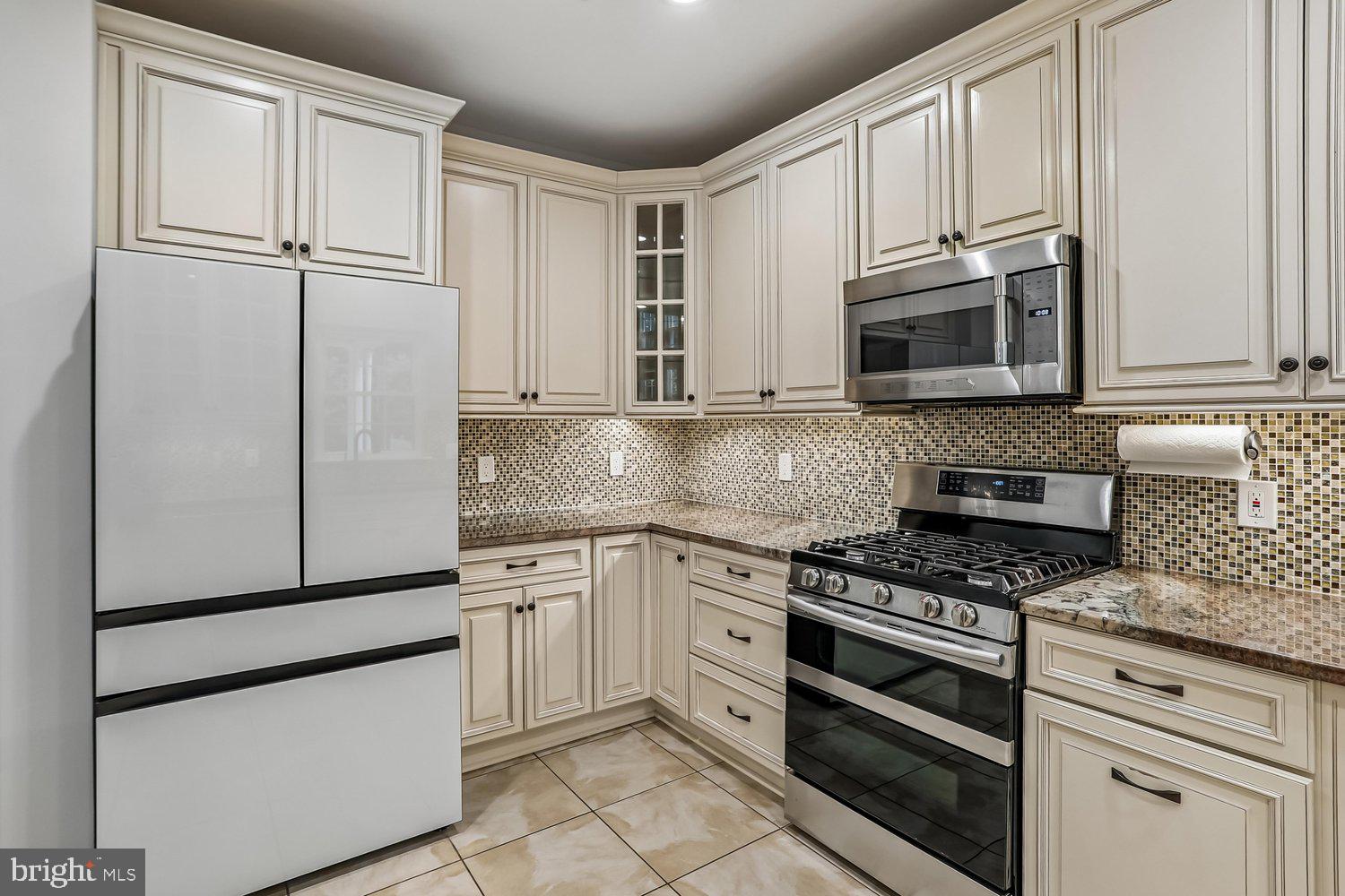 SENECA CROSSING - Residential