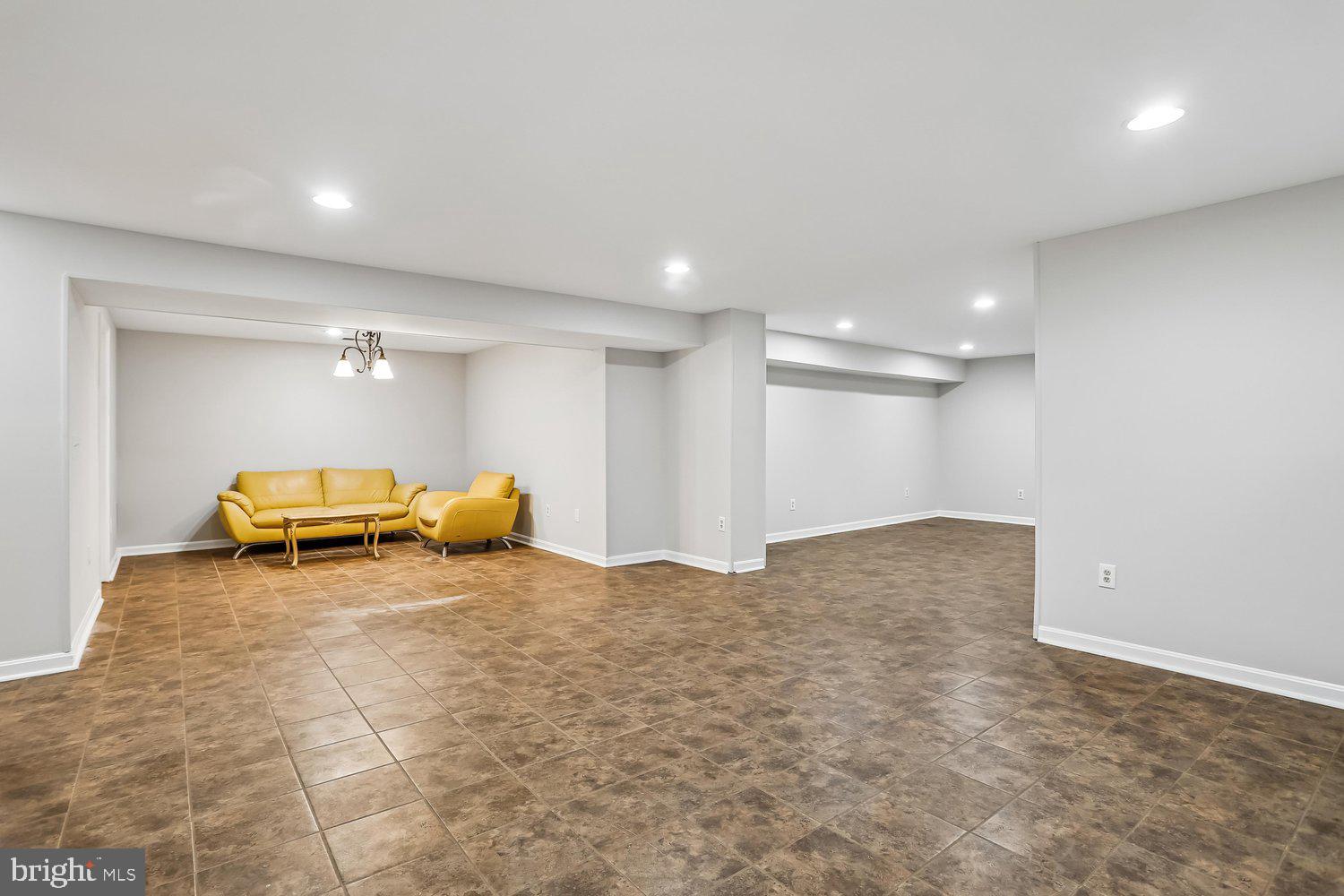 SENECA CROSSING - Residential