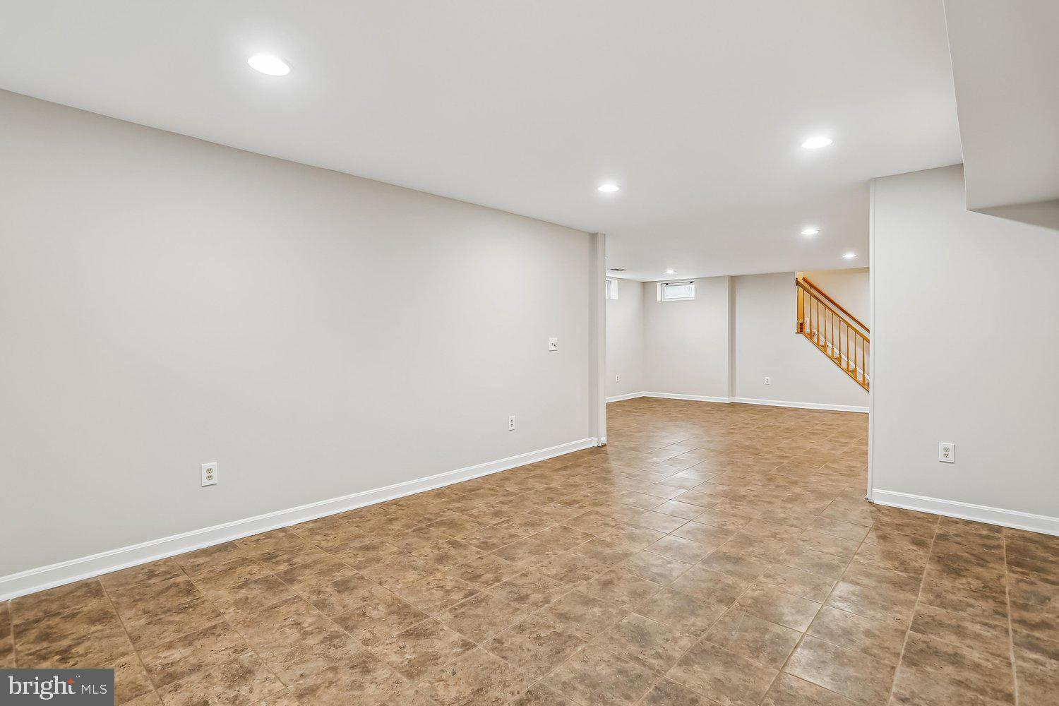 SENECA CROSSING - Residential