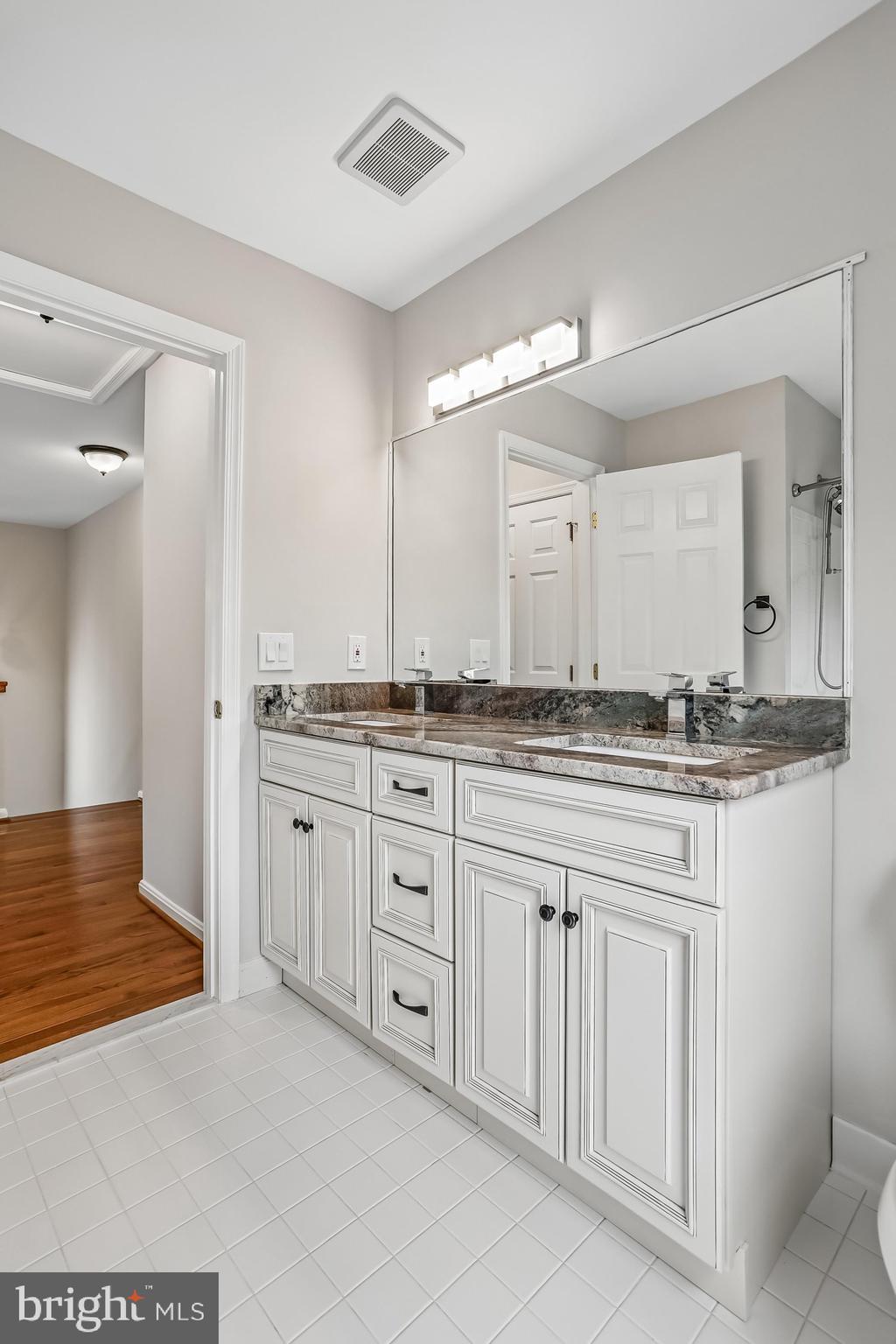 SENECA CROSSING - Residential