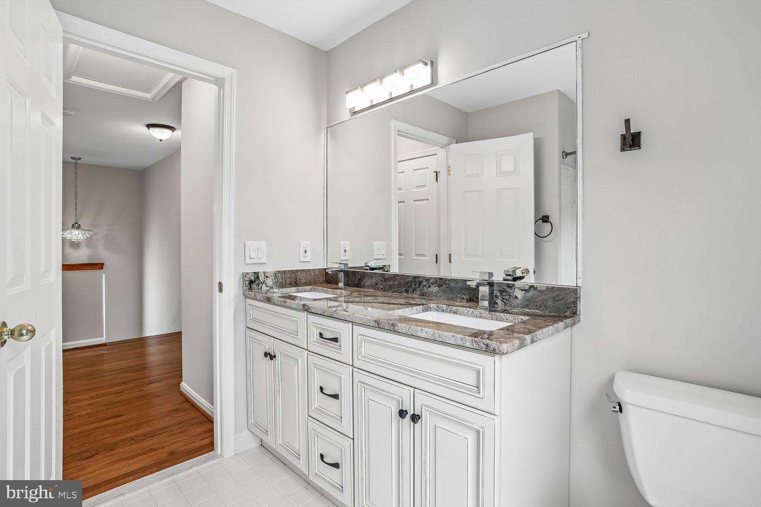 SENECA CROSSING - Residential