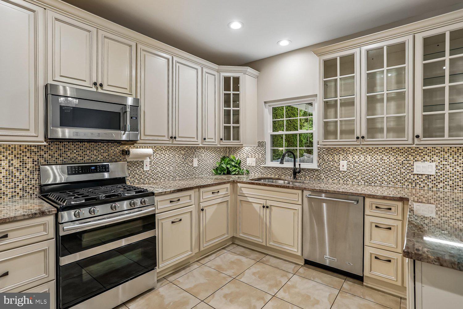 SENECA CROSSING - Residential