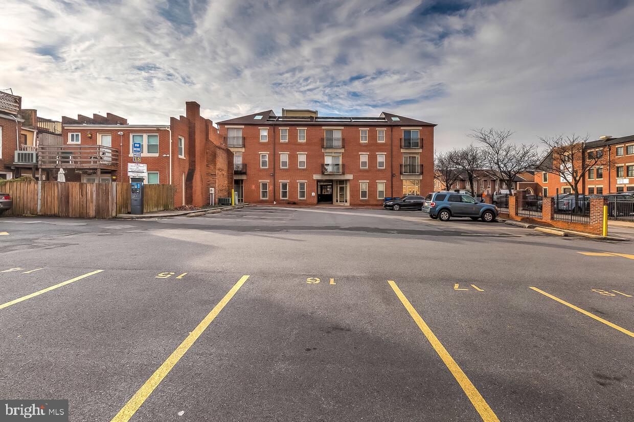 723 S CHARLES STREET LL4/104