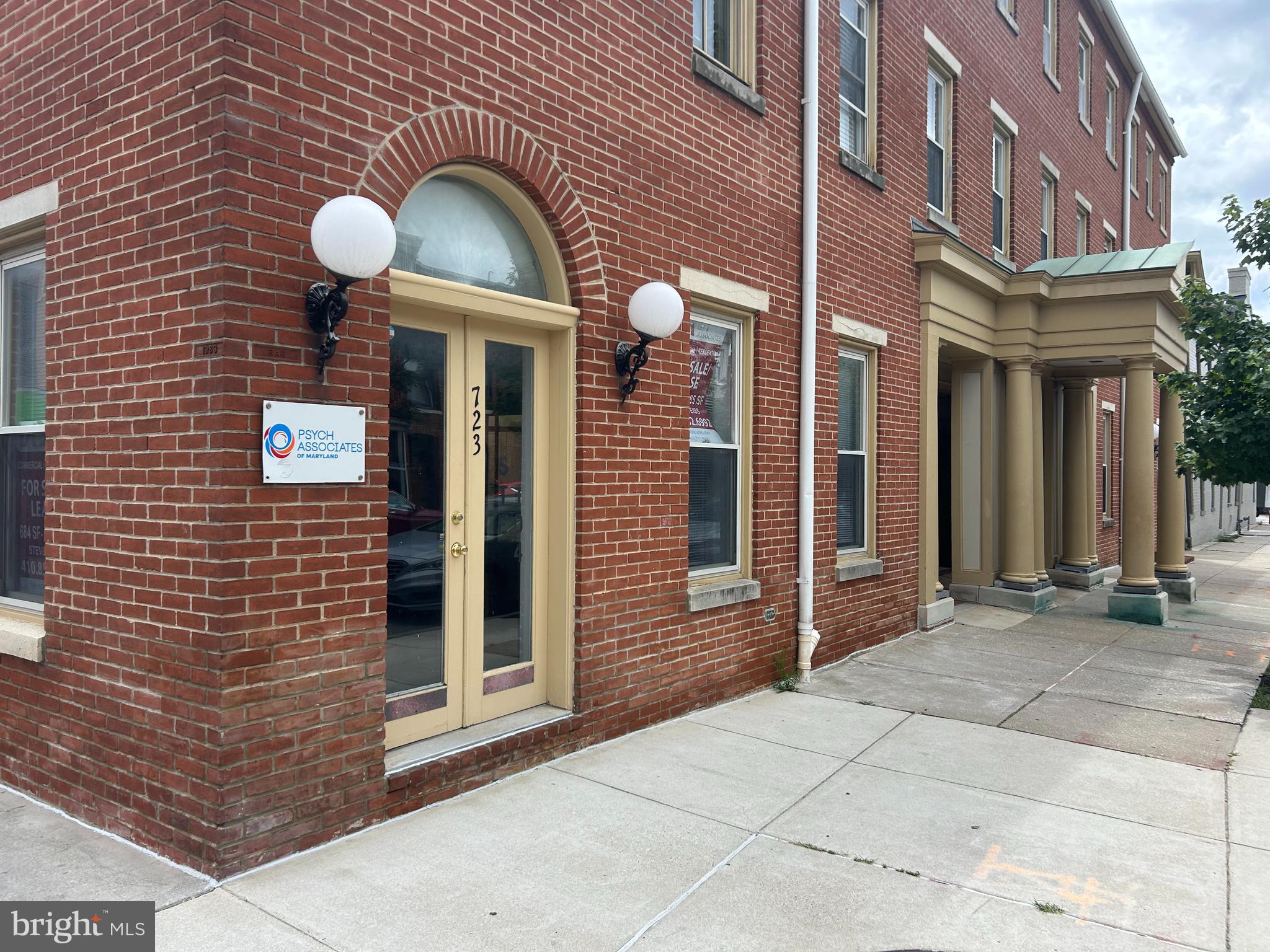 723 S CHARLES STREET LL4/104