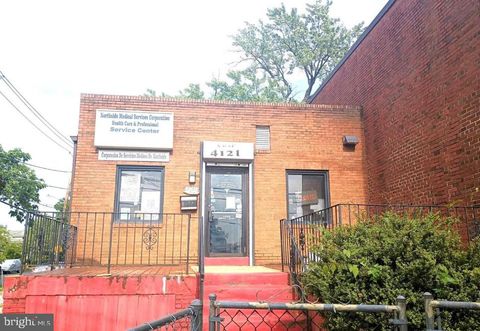 Photo of 4121 Minnesota Avenue NE, WASHINGTON, DC 20019 (MLS # DCDC2221746)