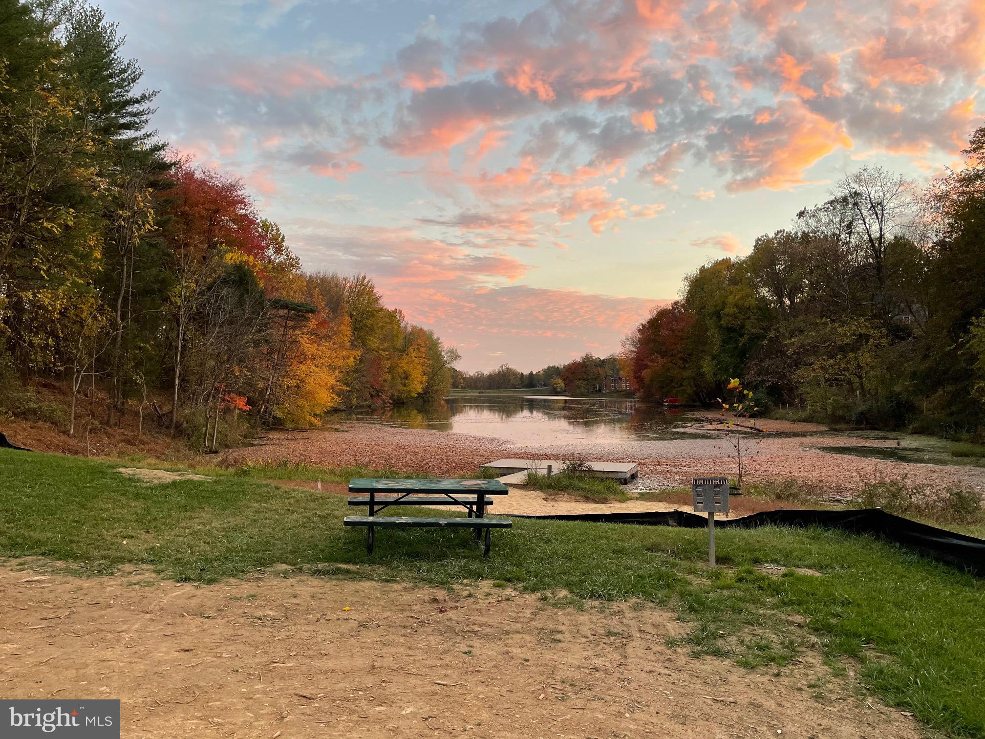 THE MEADOWS - Residential
