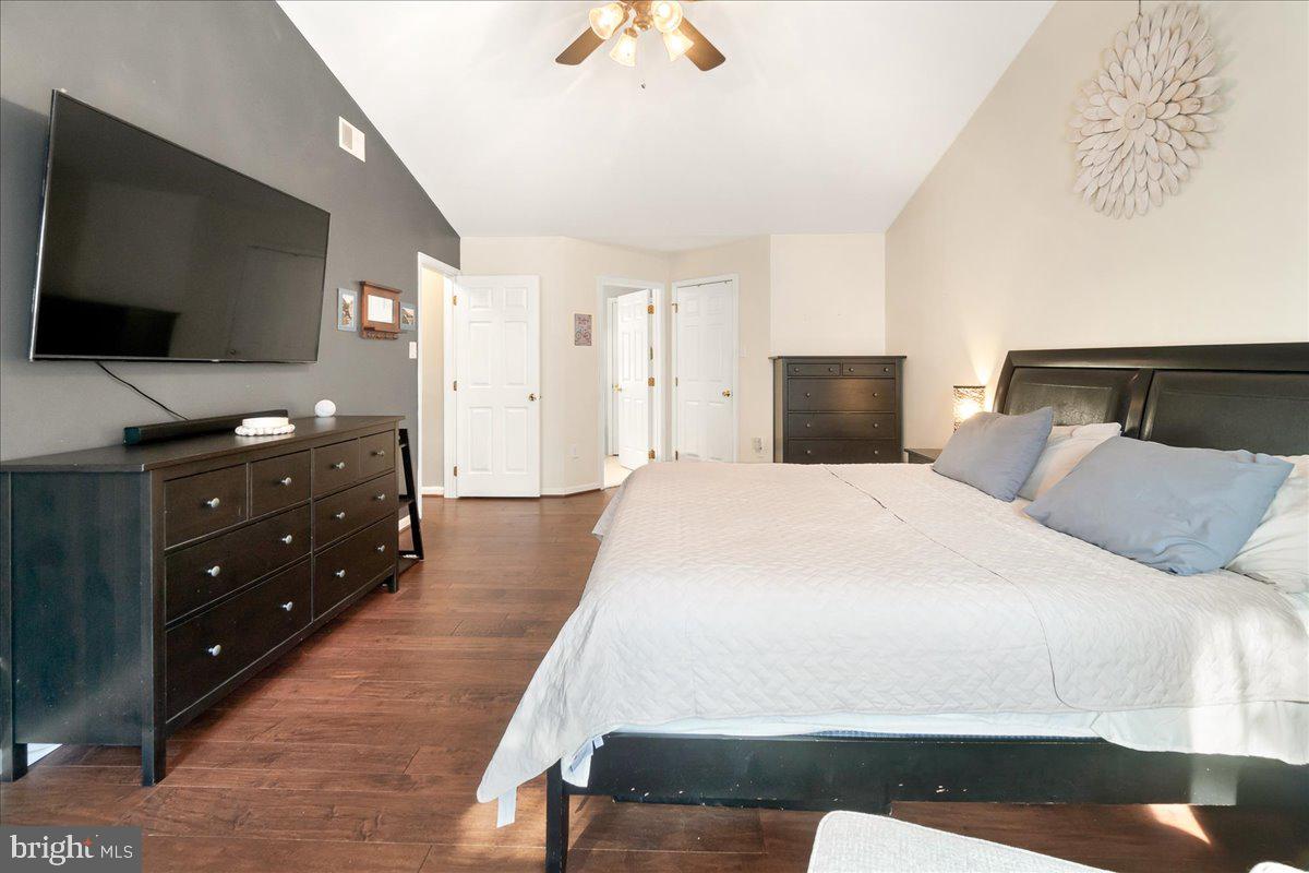 THE MEADOWS - Residential