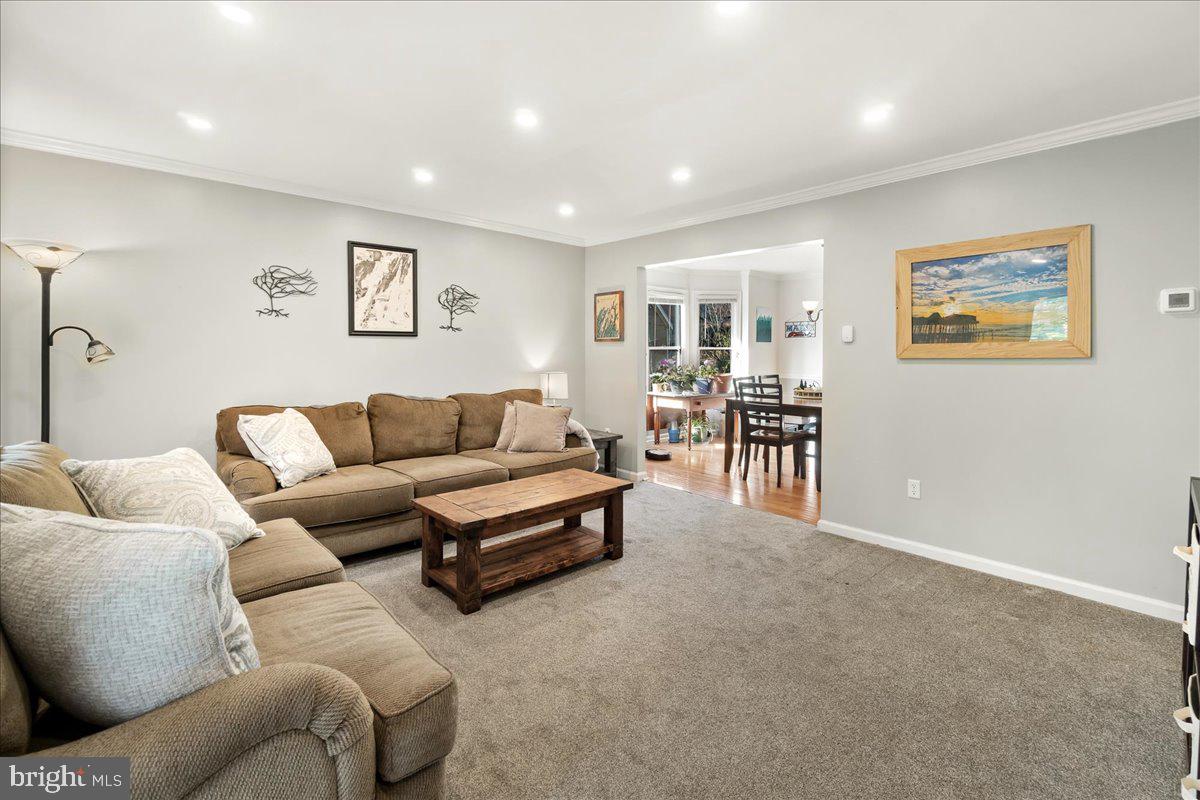 THE MEADOWS - Residential