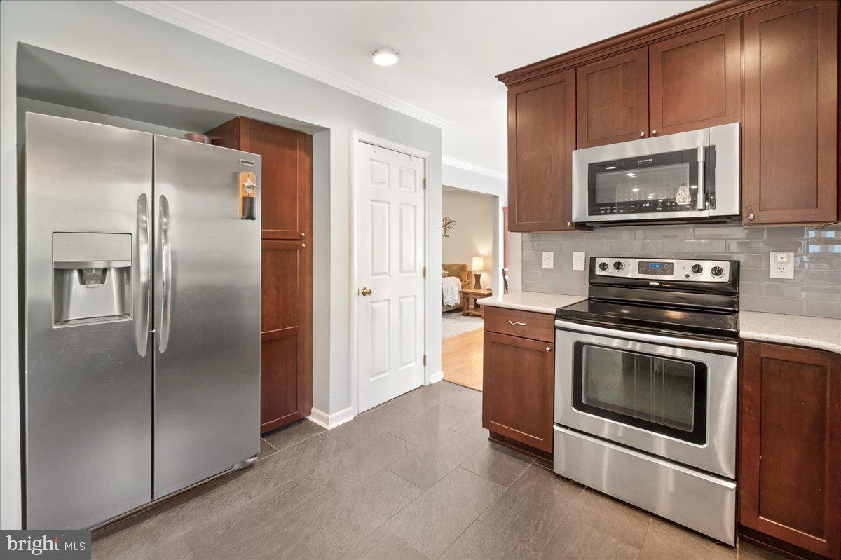 THE MEADOWS - Residential