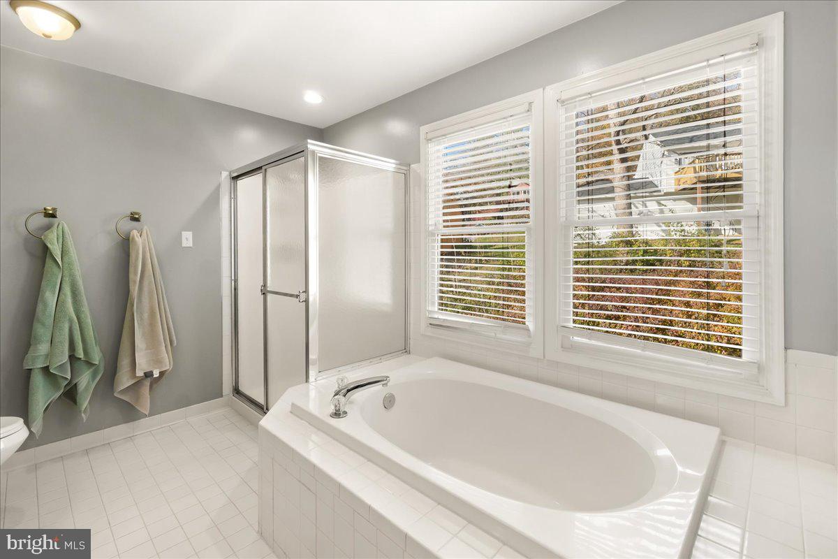 THE MEADOWS - Residential