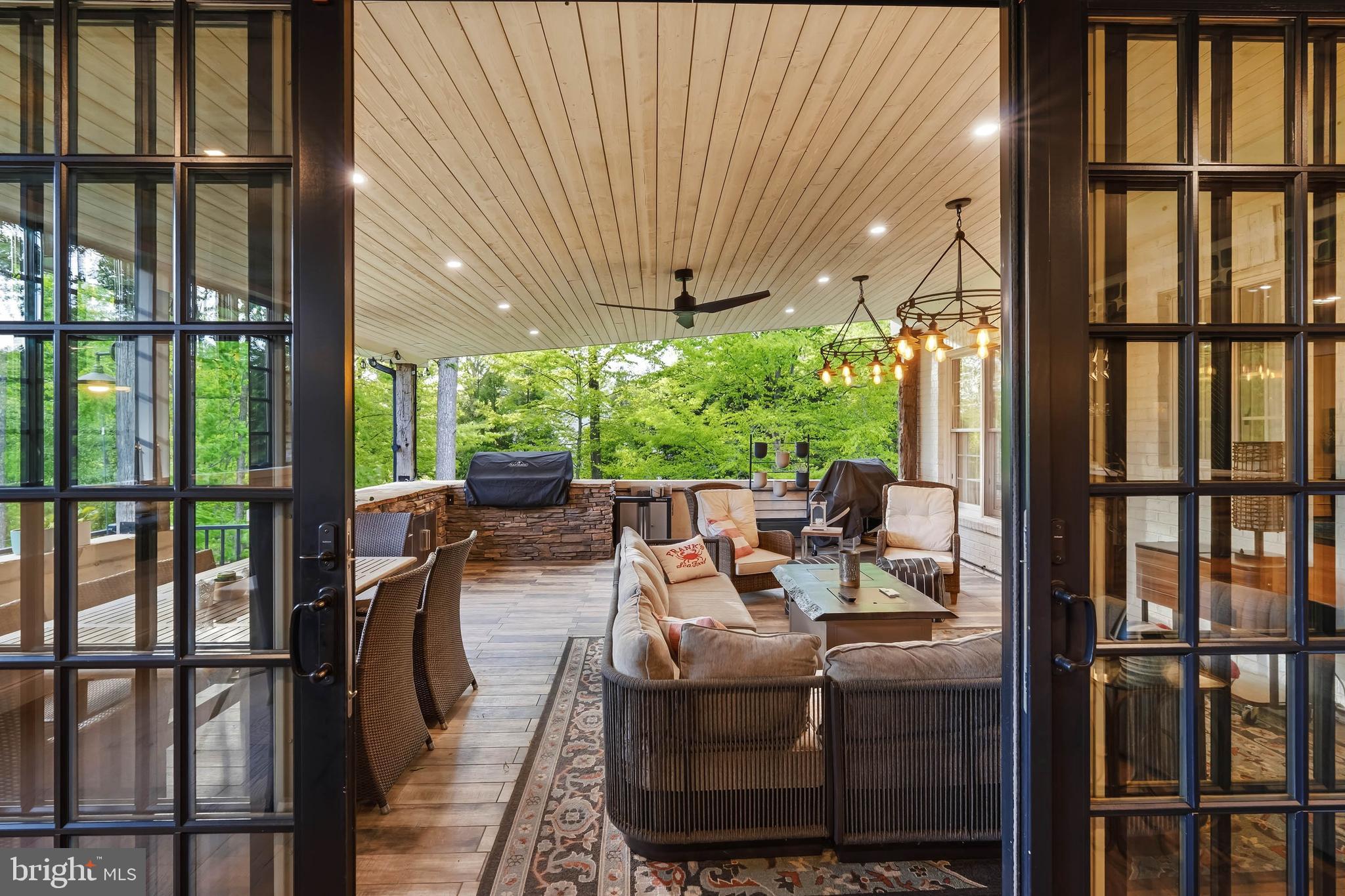 LAURELFORD - Residential