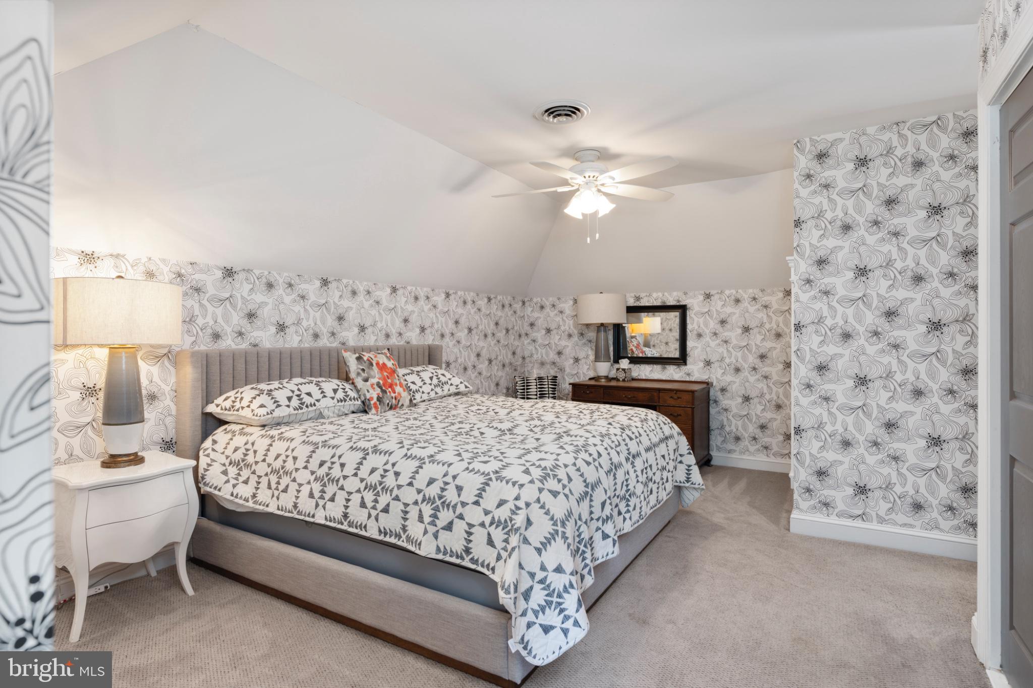 LAURELFORD - Residential