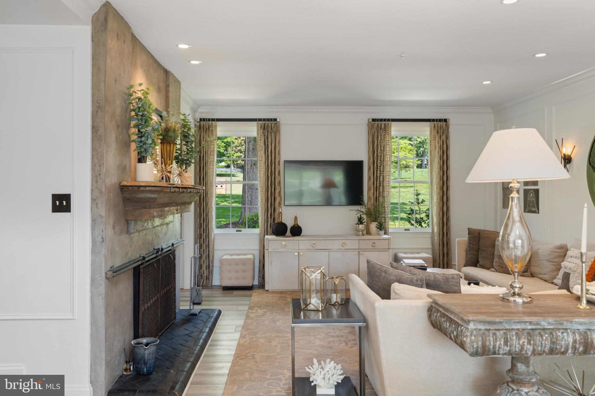 LAURELFORD - Residential