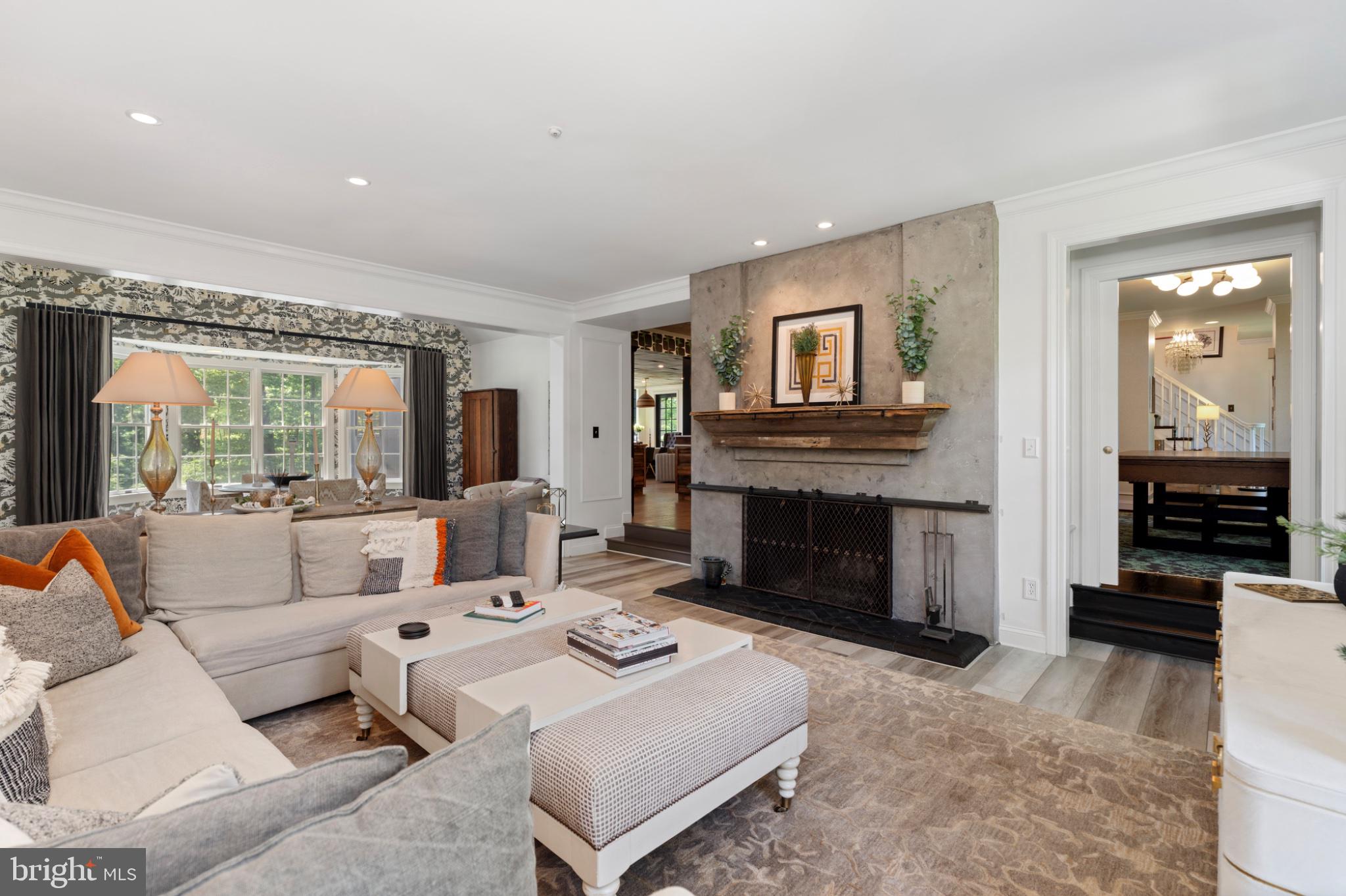LAURELFORD - Residential