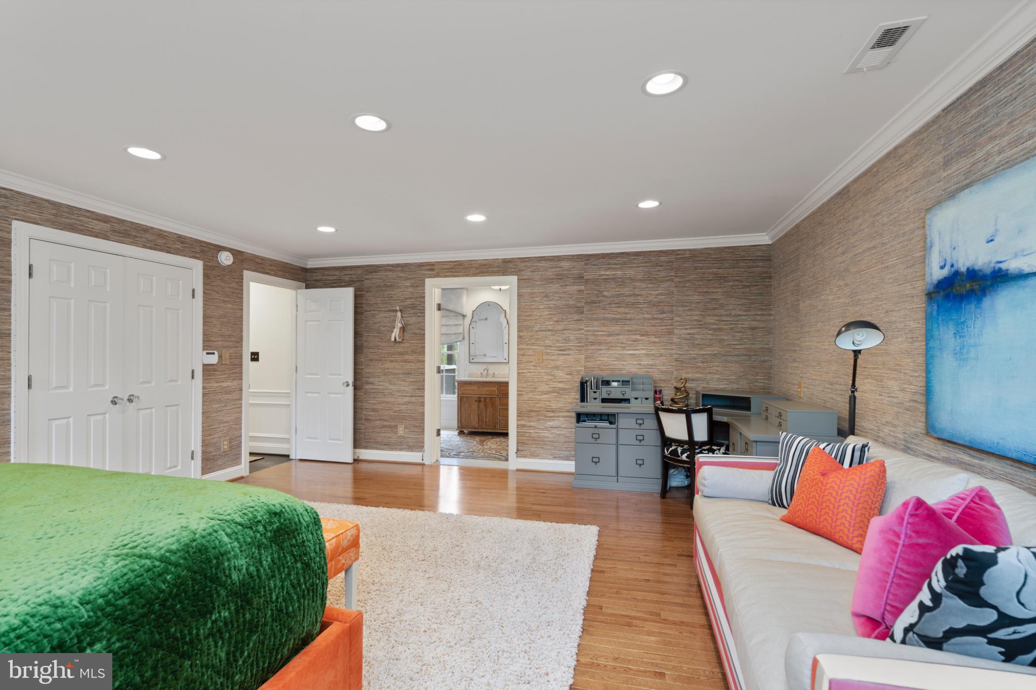 LAURELFORD - Residential