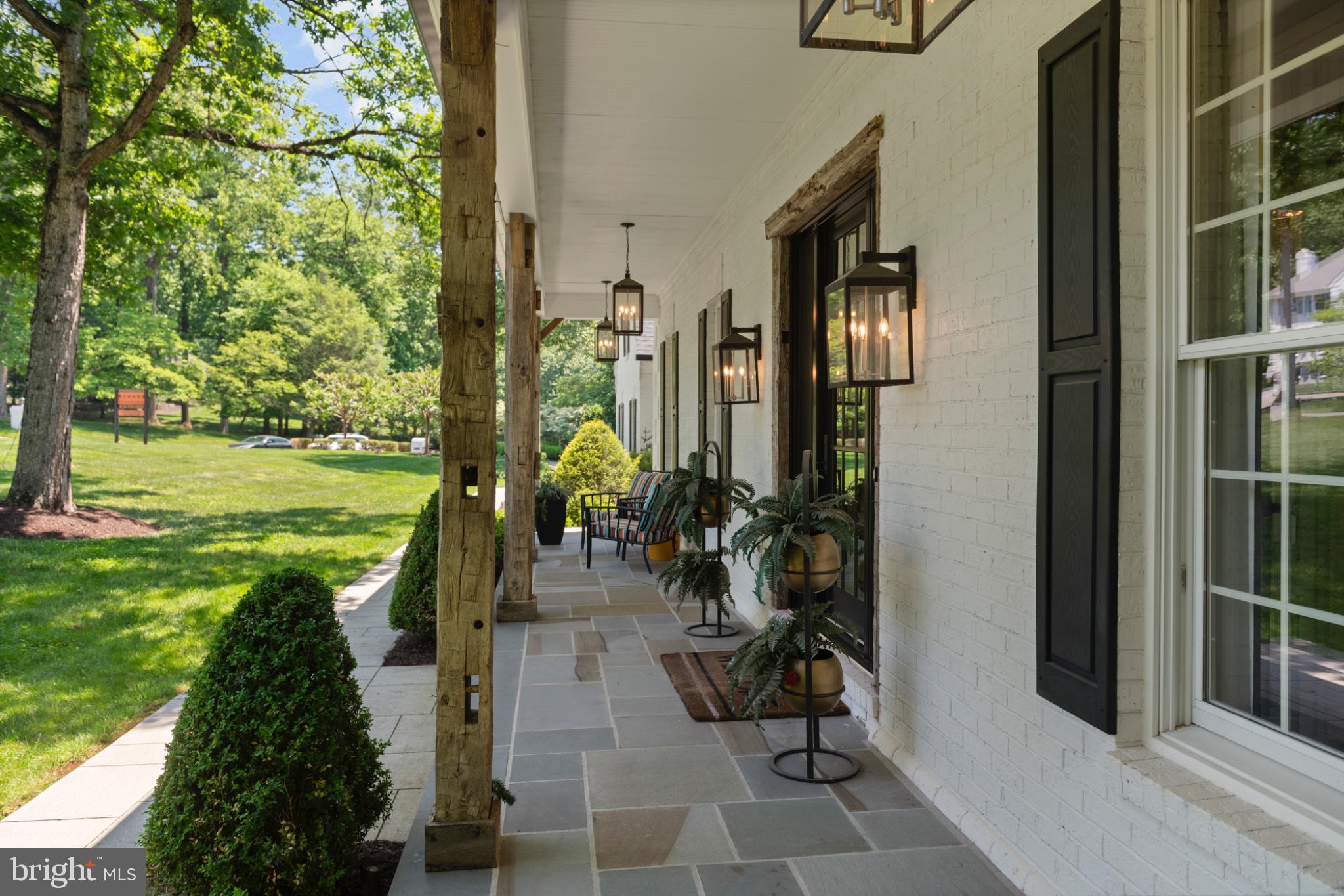 LAURELFORD - Residential
