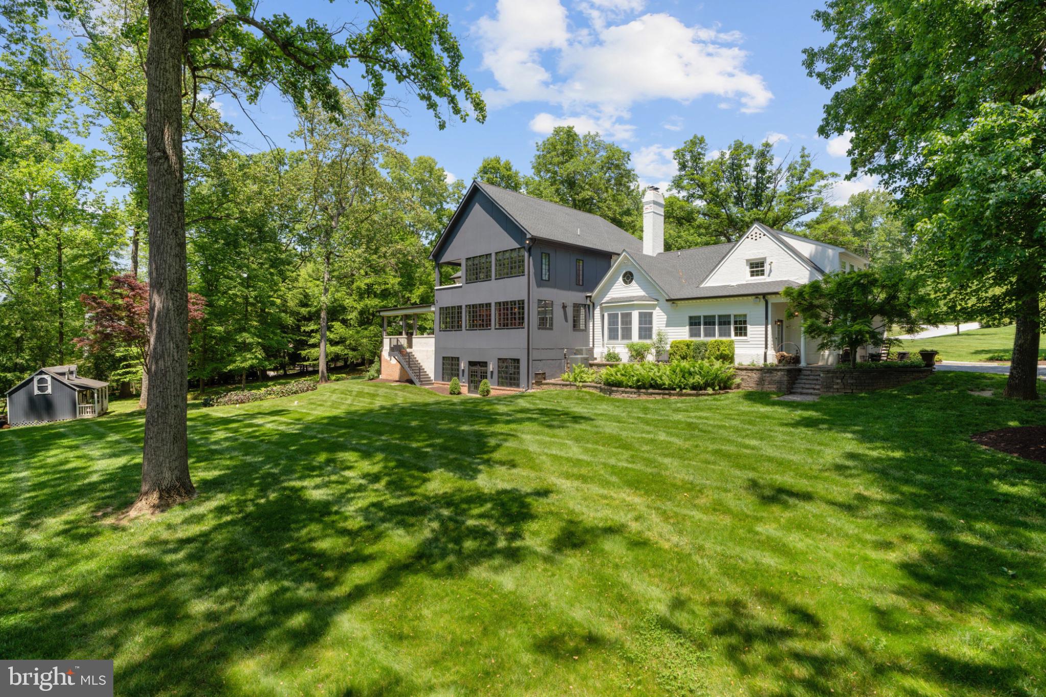 LAURELFORD - Residential