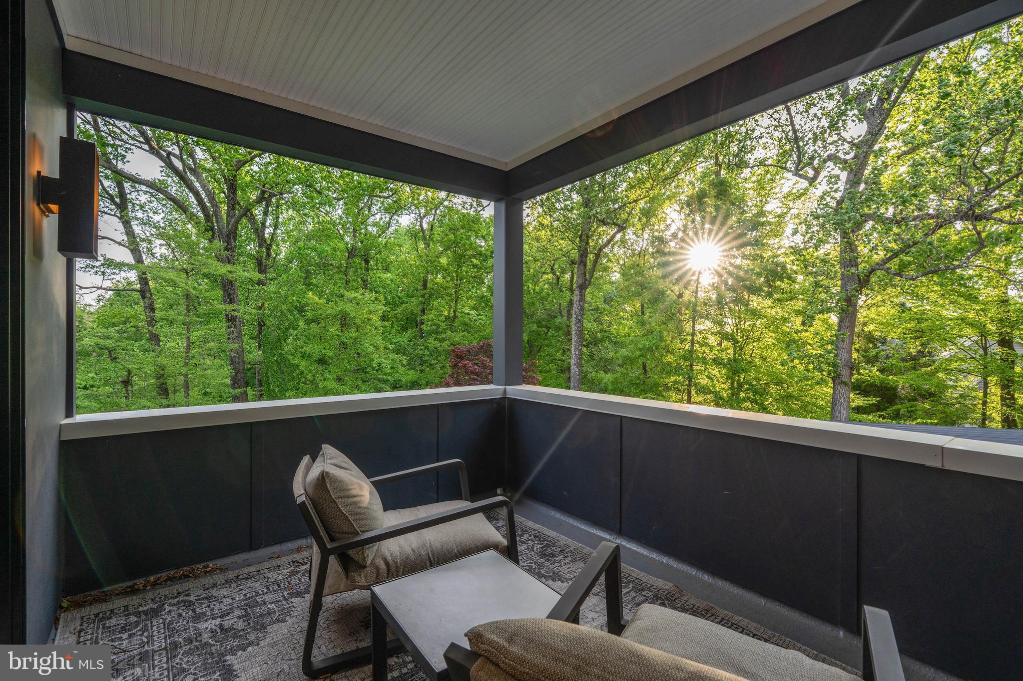LAURELFORD - Residential
