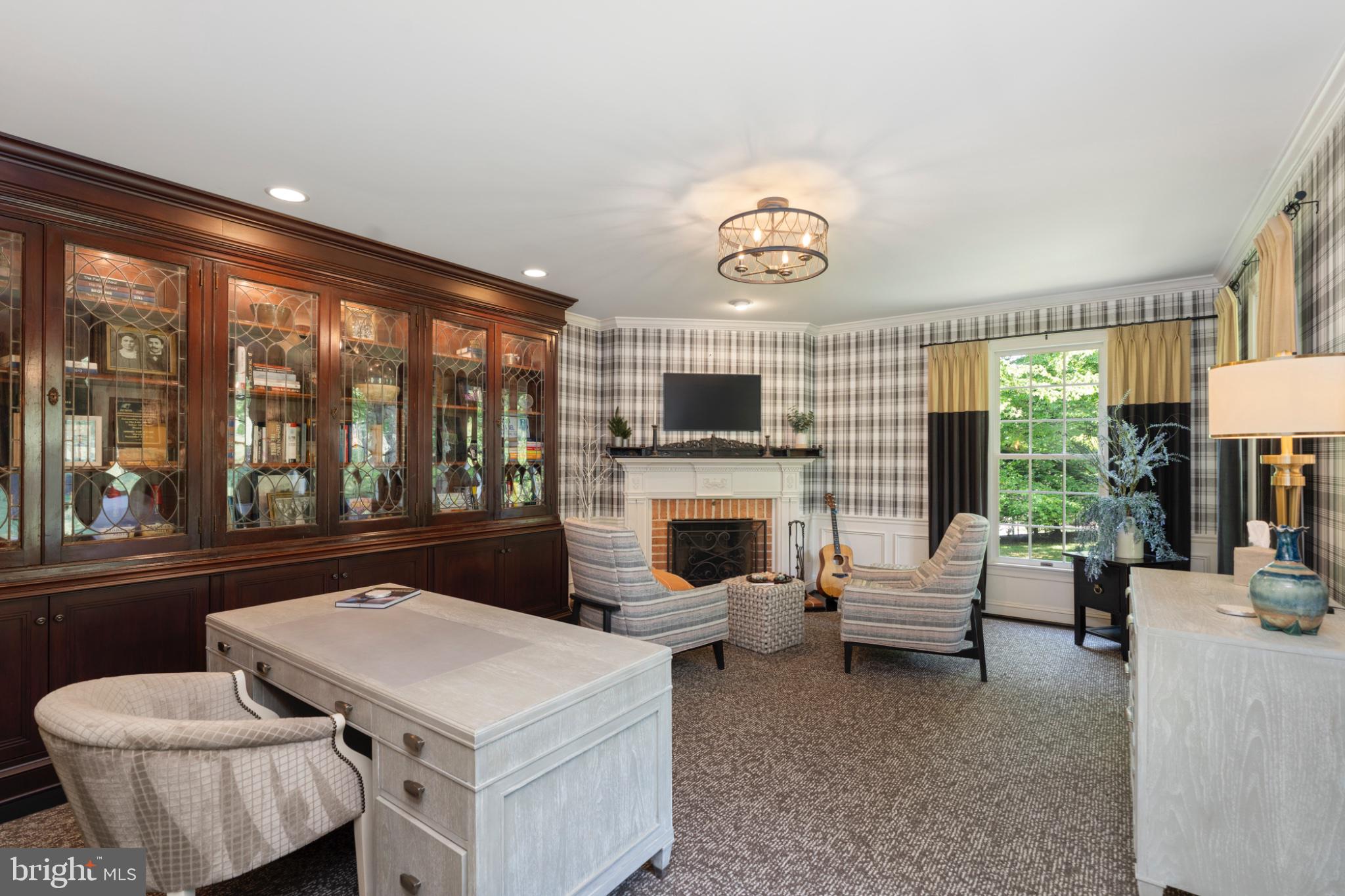 LAURELFORD - Residential