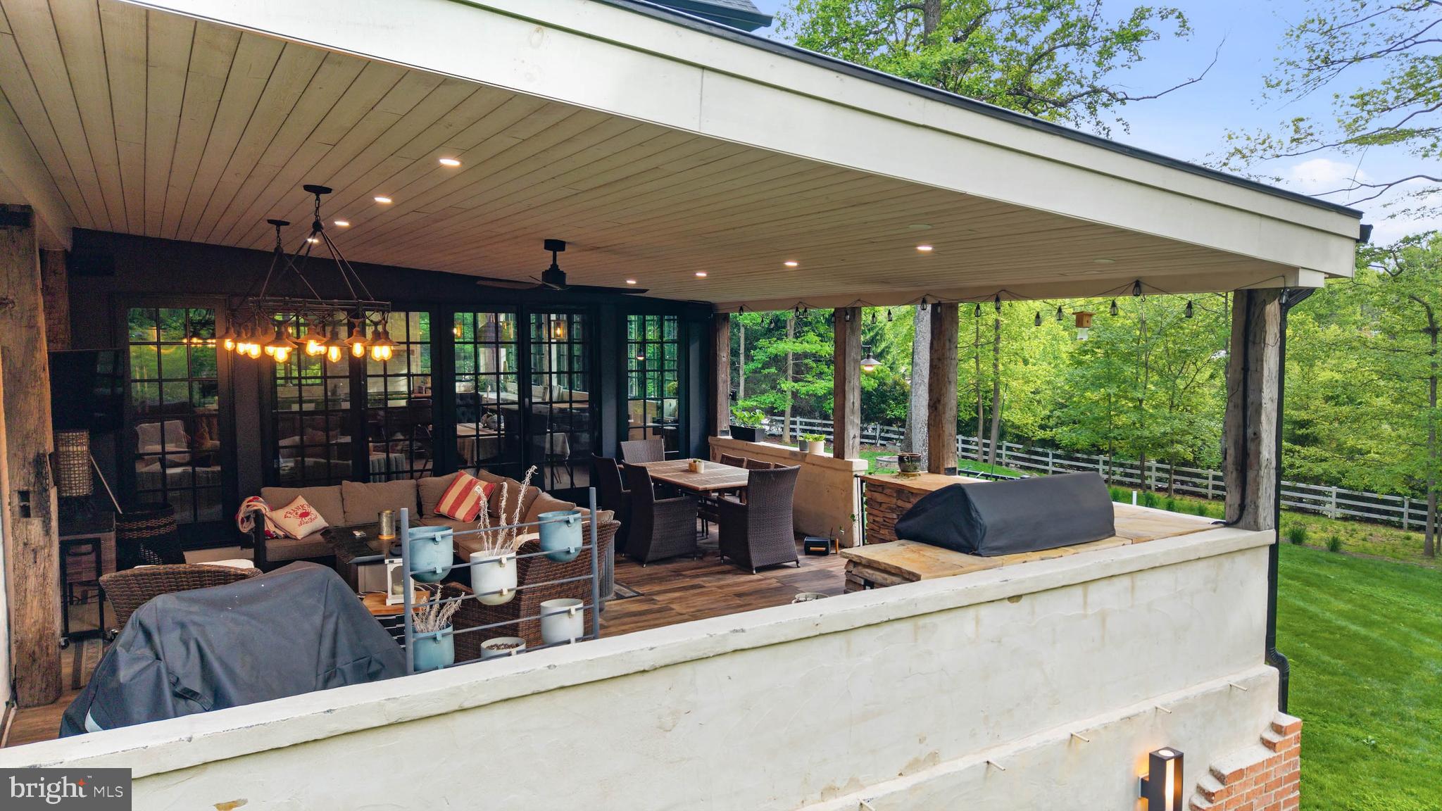 LAURELFORD - Residential