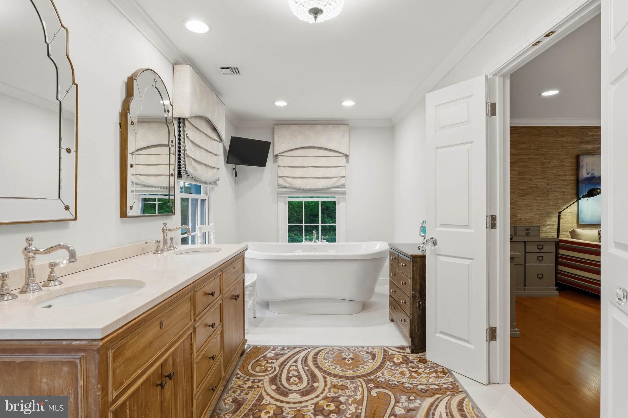 LAURELFORD - Residential