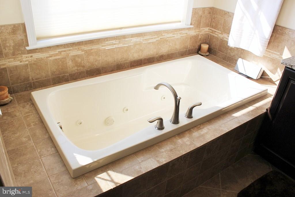 ROSEWOOD - Residential