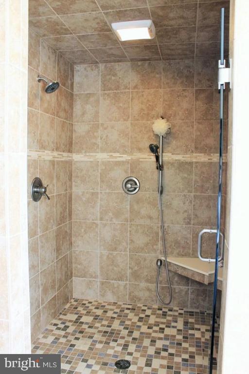 ROSEWOOD - Residential