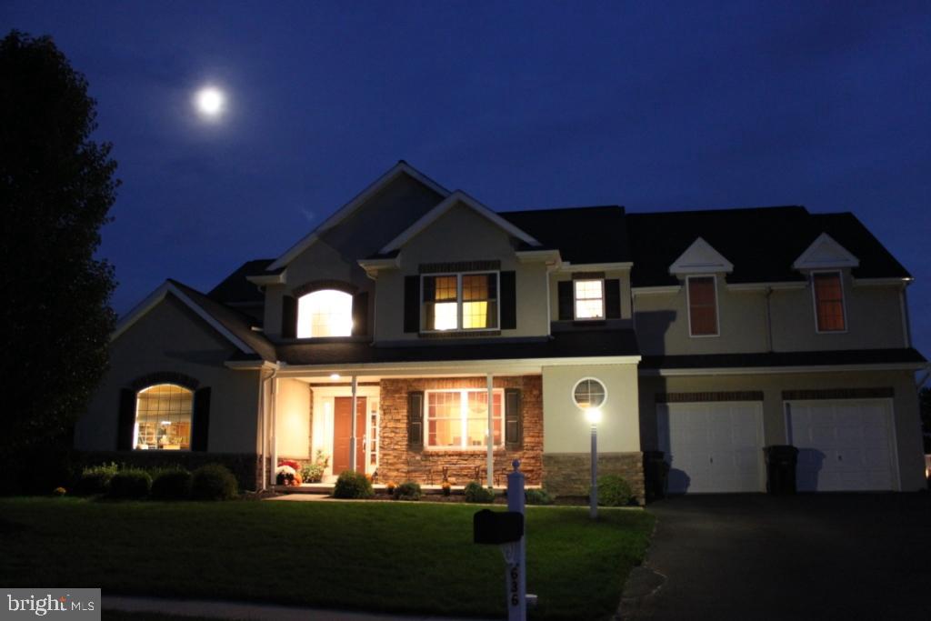 ROSEWOOD - Residential