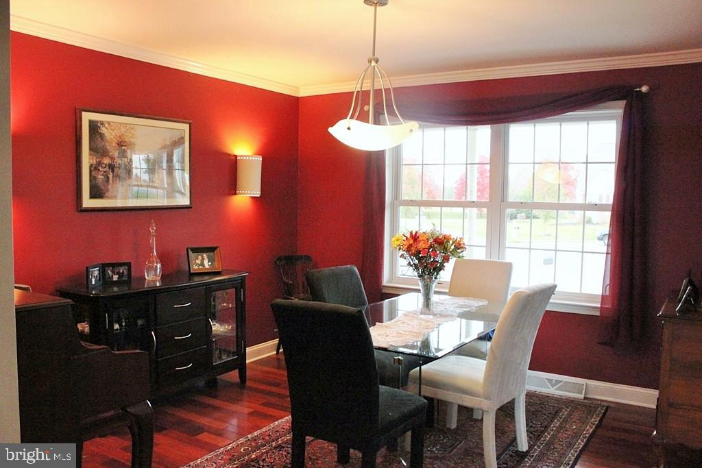 ROSEWOOD - Residential