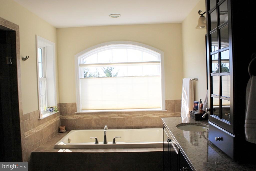 ROSEWOOD - Residential