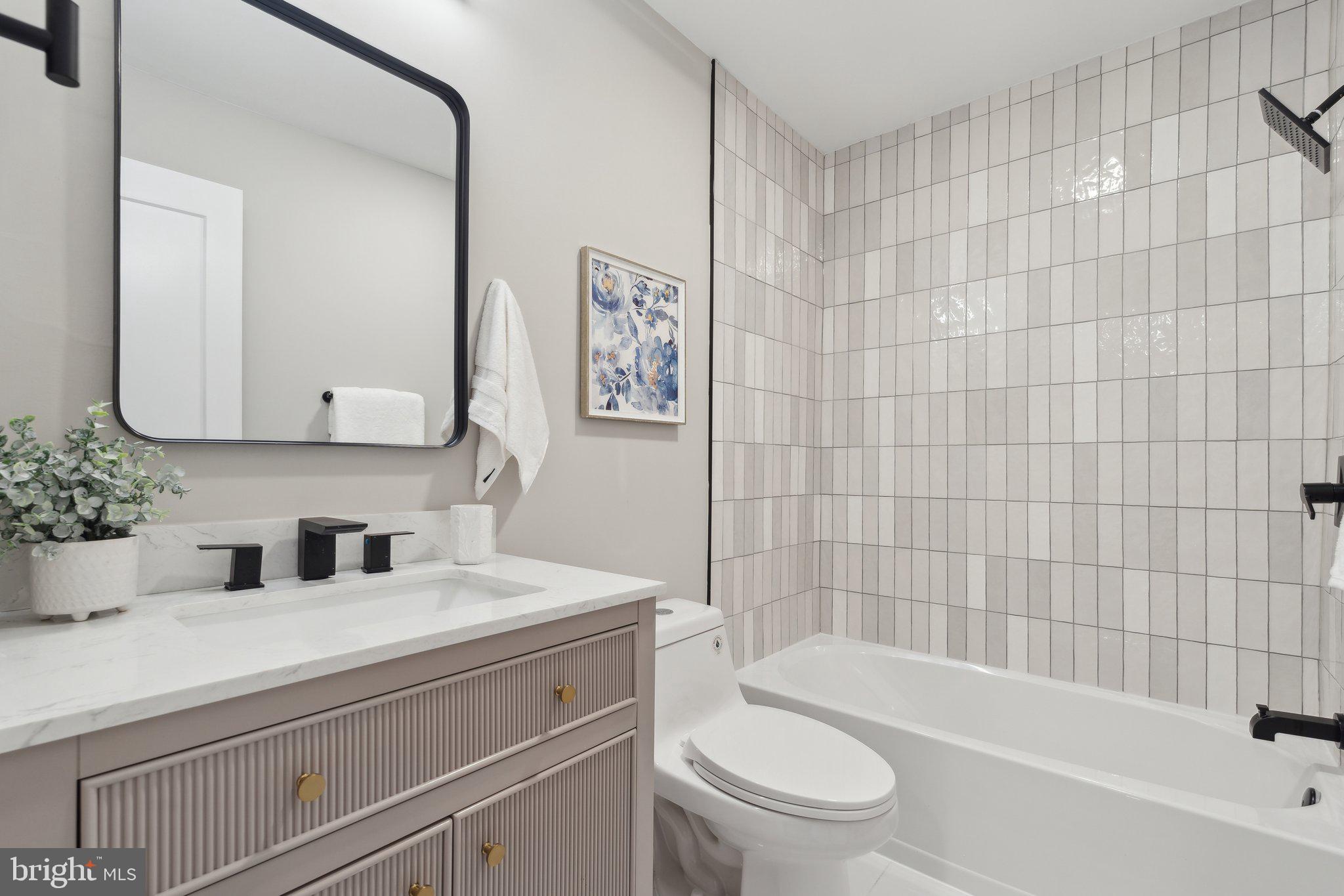 TERRACE TOWNHOUSES OF ANNANDALE - Residential