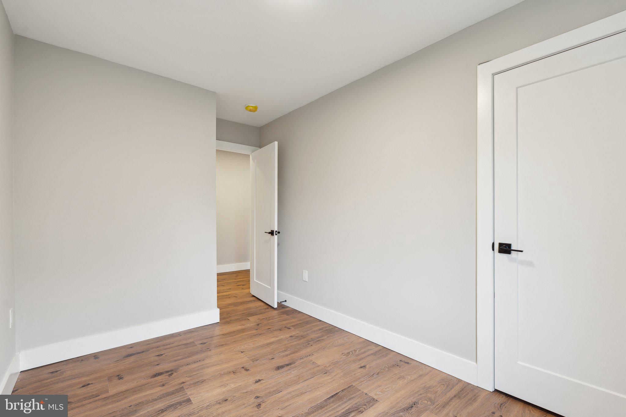 TERRACE TOWNHOUSES OF ANNANDALE - Residential