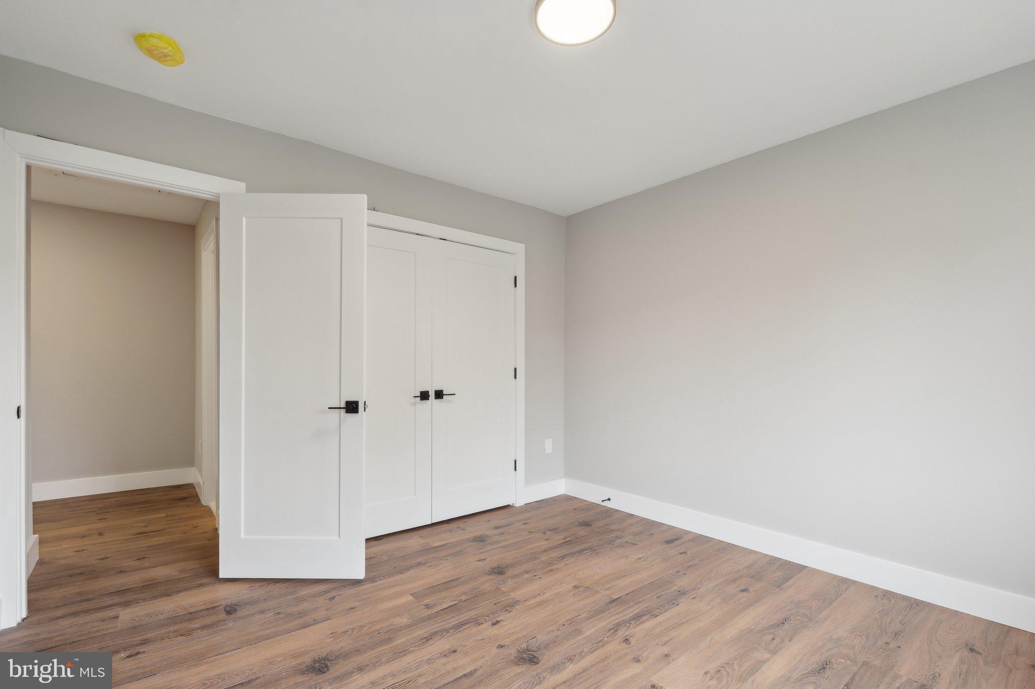 TERRACE TOWNHOUSES OF ANNANDALE - Residential