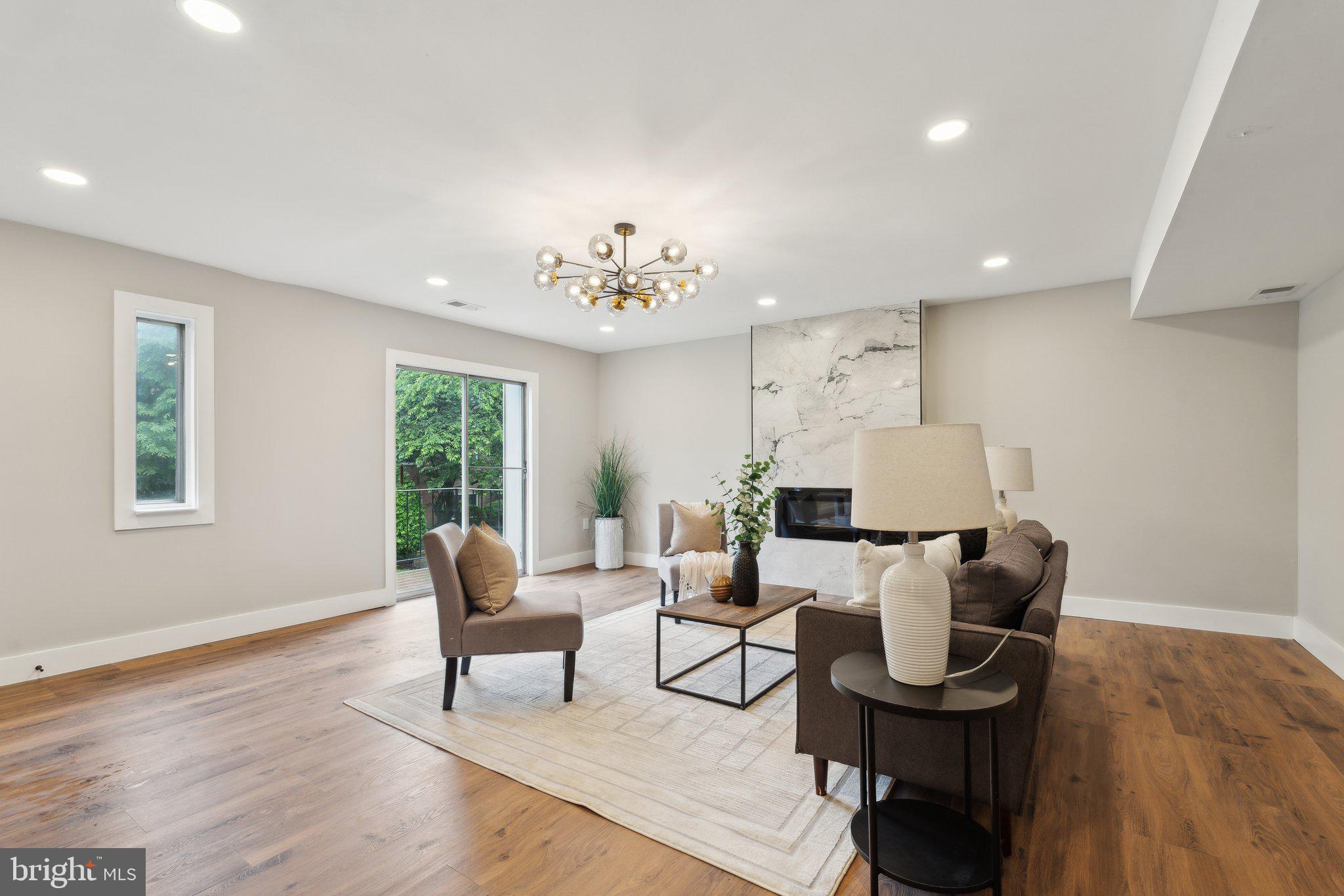 TERRACE TOWNHOUSES OF ANNANDALE - Residential