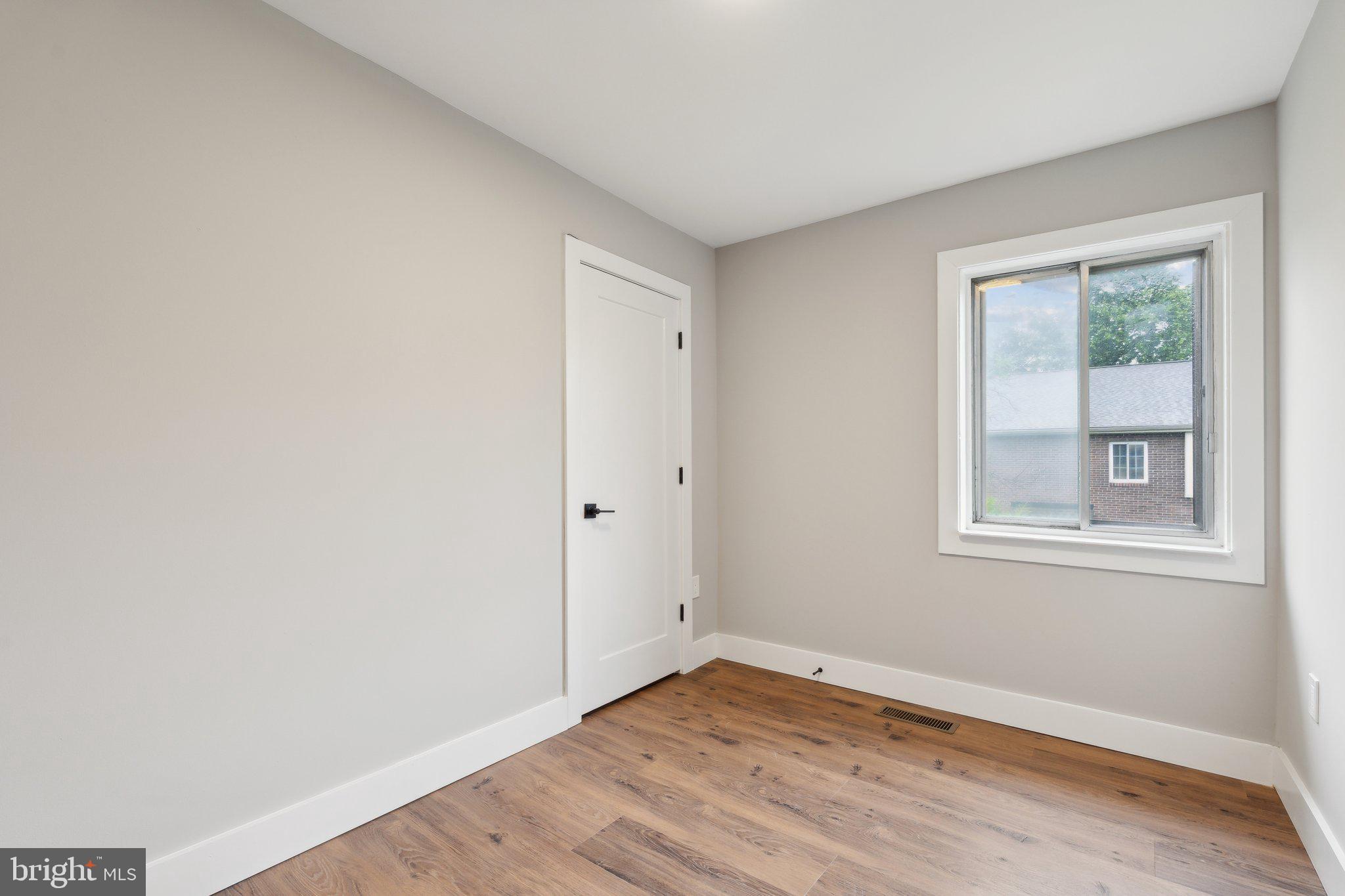 TERRACE TOWNHOUSES OF ANNANDALE - Residential