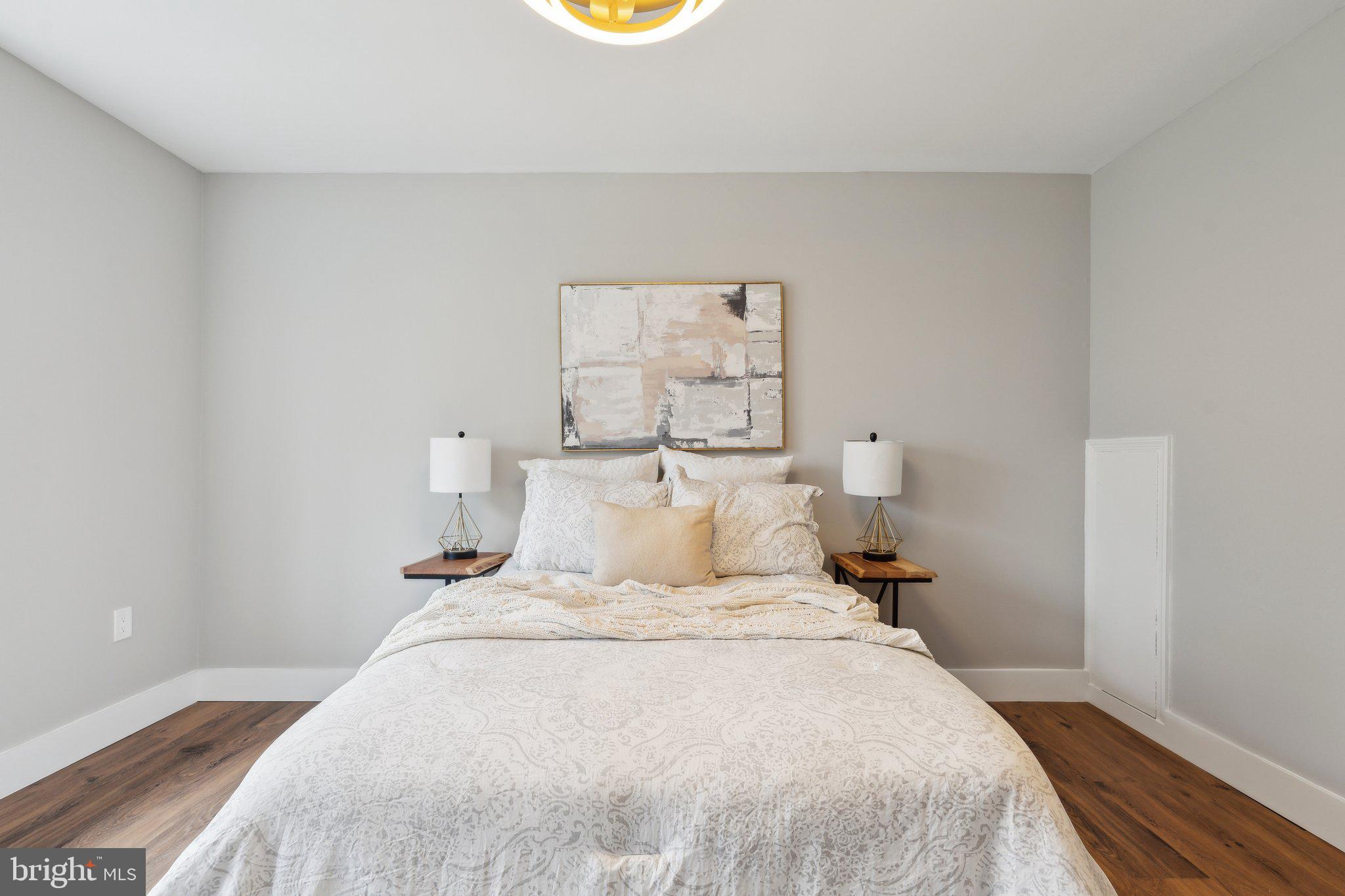 TERRACE TOWNHOUSES OF ANNANDALE - Residential