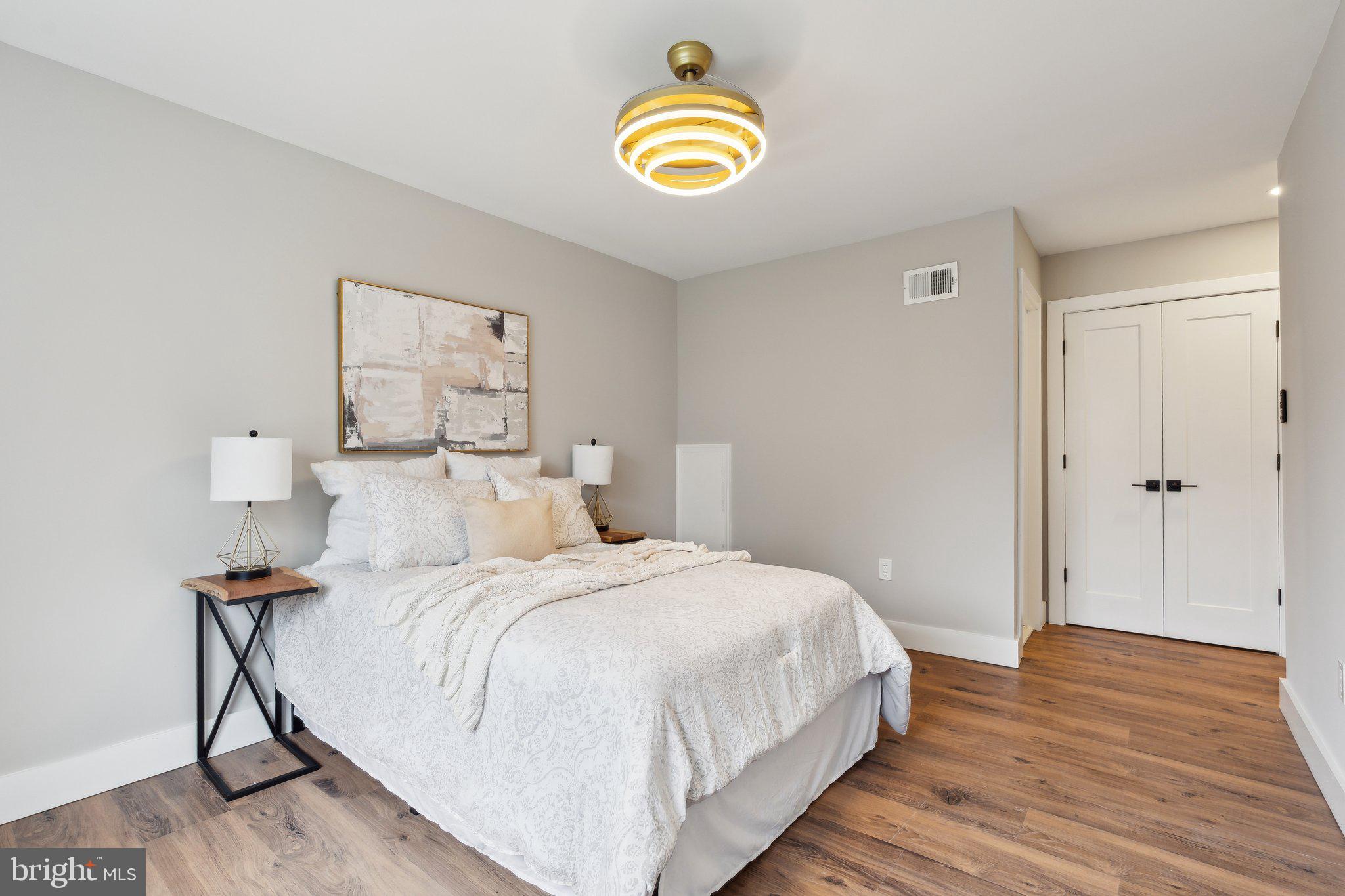 TERRACE TOWNHOUSES OF ANNANDALE - Residential